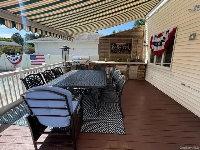 1 Geoffrey Avenue, Oyster Bay, NY, 6 Bedrooms Bedrooms, 12 Rooms Rooms,3 BathroomsBathrooms,Residential,For Rent,Geoffrey,0,1024371 1 Geoffrey Avenue, Oyster Bay, NY, 6 Bedrooms Bedrooms, 12 Rooms Rooms,3 BathroomsBathrooms,Residential,For Rent,Geoffrey,0,1024371