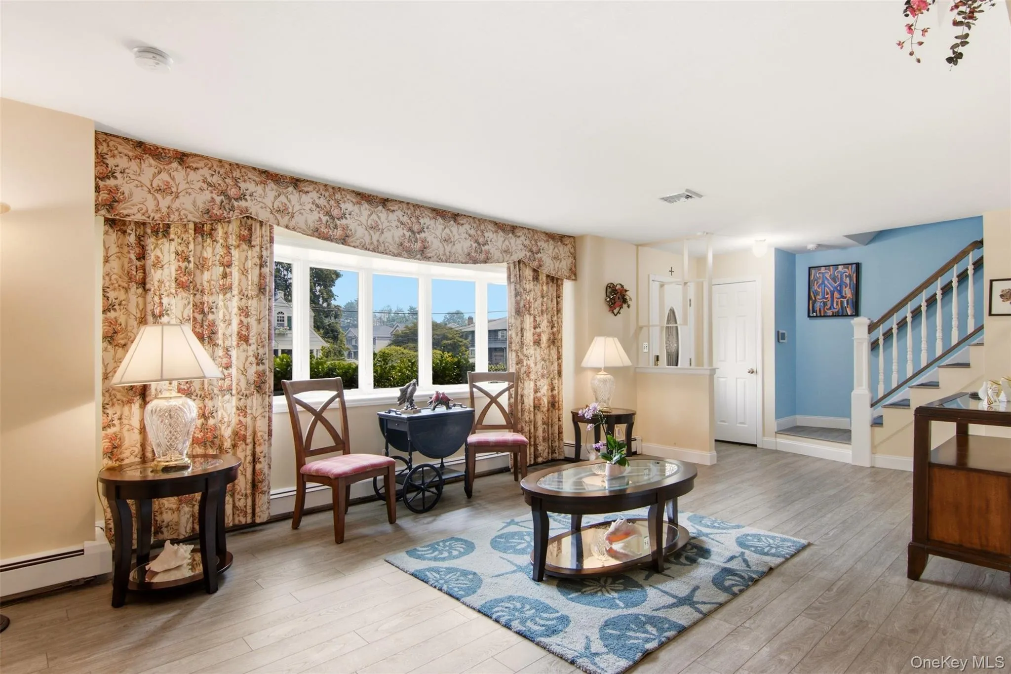 1 Geoffrey Avenue, Oyster Bay, NY, 6 Bedrooms Bedrooms, 12 Rooms Rooms,3 BathroomsBathrooms,Residential,For Rent,Geoffrey,0,1024371 1 Geoffrey Avenue, Oyster Bay, NY, 6 Bedrooms Bedrooms, 12 Rooms Rooms,3 BathroomsBathrooms,Residential,For Rent,Geoffrey,0,1024371