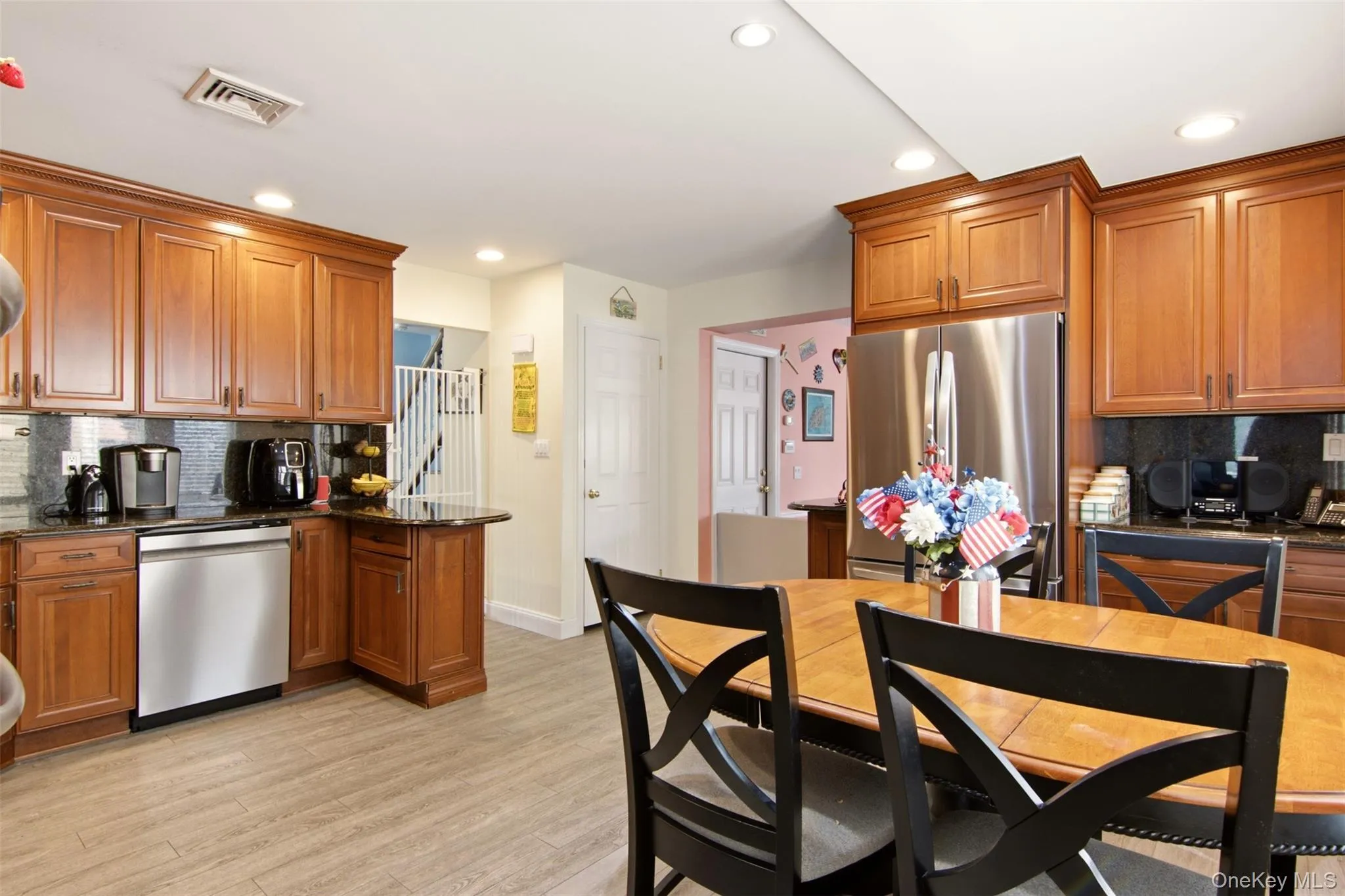 1 Geoffrey Avenue, Oyster Bay, NY, 6 Bedrooms Bedrooms, 12 Rooms Rooms,3 BathroomsBathrooms,Residential,For Rent,Geoffrey,0,1024371 1 Geoffrey Avenue, Oyster Bay, NY, 6 Bedrooms Bedrooms, 12 Rooms Rooms,3 BathroomsBathrooms,Residential,For Rent,Geoffrey,0,1024371