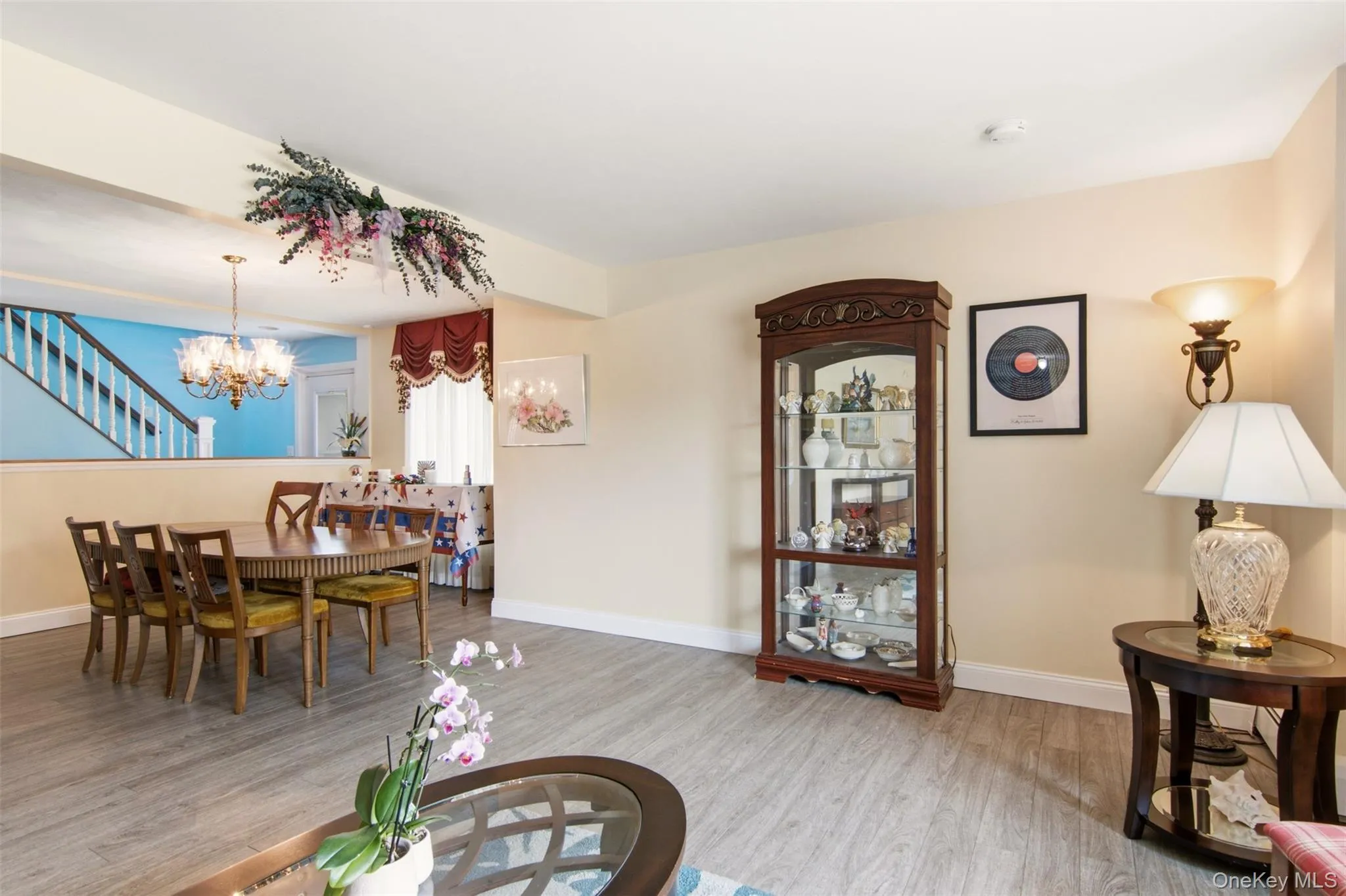 1 Geoffrey Avenue, Oyster Bay, NY, 6 Bedrooms Bedrooms, 12 Rooms Rooms,3 BathroomsBathrooms,Residential,For Rent,Geoffrey,0,1024371 1 Geoffrey Avenue, Oyster Bay, NY, 6 Bedrooms Bedrooms, 12 Rooms Rooms,3 BathroomsBathrooms,Residential,For Rent,Geoffrey,0,1024371