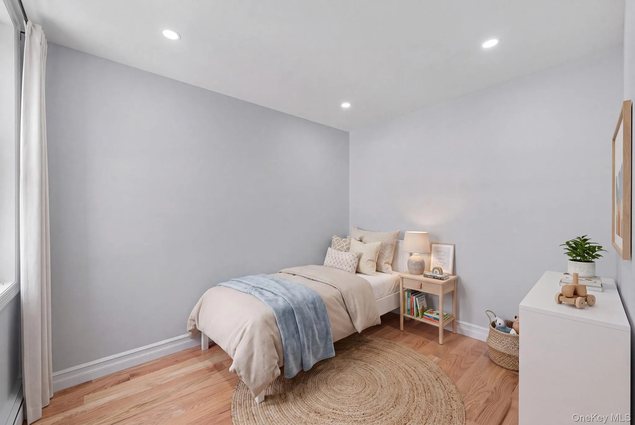 24 55th Street, New York, NY, 4 Bedrooms Bedrooms, 12 Rooms Rooms,2 BathroomsBathrooms,Residential,For Rent,55th,0,1024382 24 55th Street, New York, NY, 4 Bedrooms Bedrooms, 12 Rooms Rooms,2 BathroomsBathrooms,Residential,For Rent,55th,0,1024382