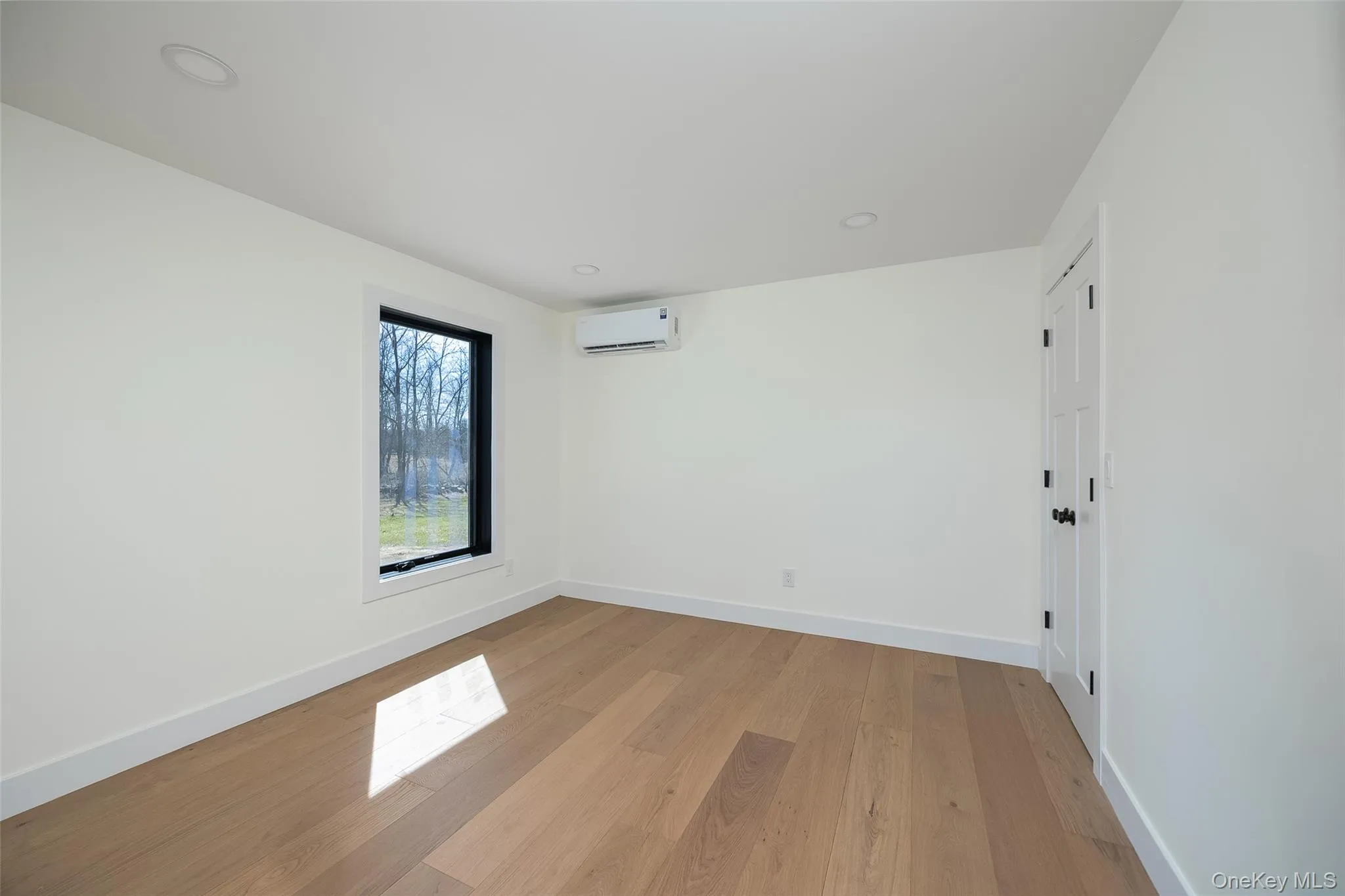 119 Bakertown Road, Rochester, NY, 2 Bedrooms Bedrooms, 7 Rooms Rooms,2 BathroomsBathrooms,Residential Lease,For Rent,Bakertown,0,1024384 119 Bakertown Road, Rochester, NY, 2 Bedrooms Bedrooms, 7 Rooms Rooms,2 BathroomsBathrooms,Residential Lease,For Rent,Bakertown,0,1024384