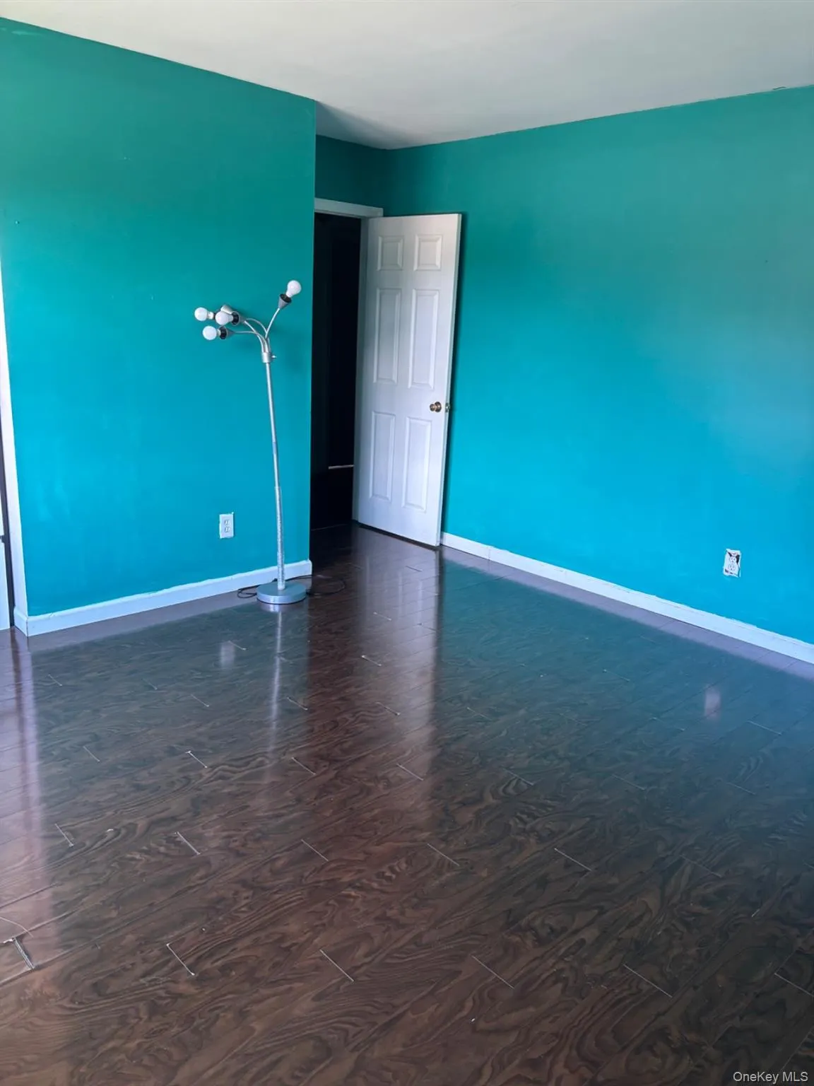 21 Rustic Avenue, Brookhaven, NY, 4 Bedrooms Bedrooms, 8 Rooms Rooms,1 BathroomBathrooms,Residential,For Rent,Rustic,0,1024385 21 Rustic Avenue, Brookhaven, NY, 4 Bedrooms Bedrooms, 8 Rooms Rooms,1 BathroomBathrooms,Residential,For Rent,Rustic,0,1024385