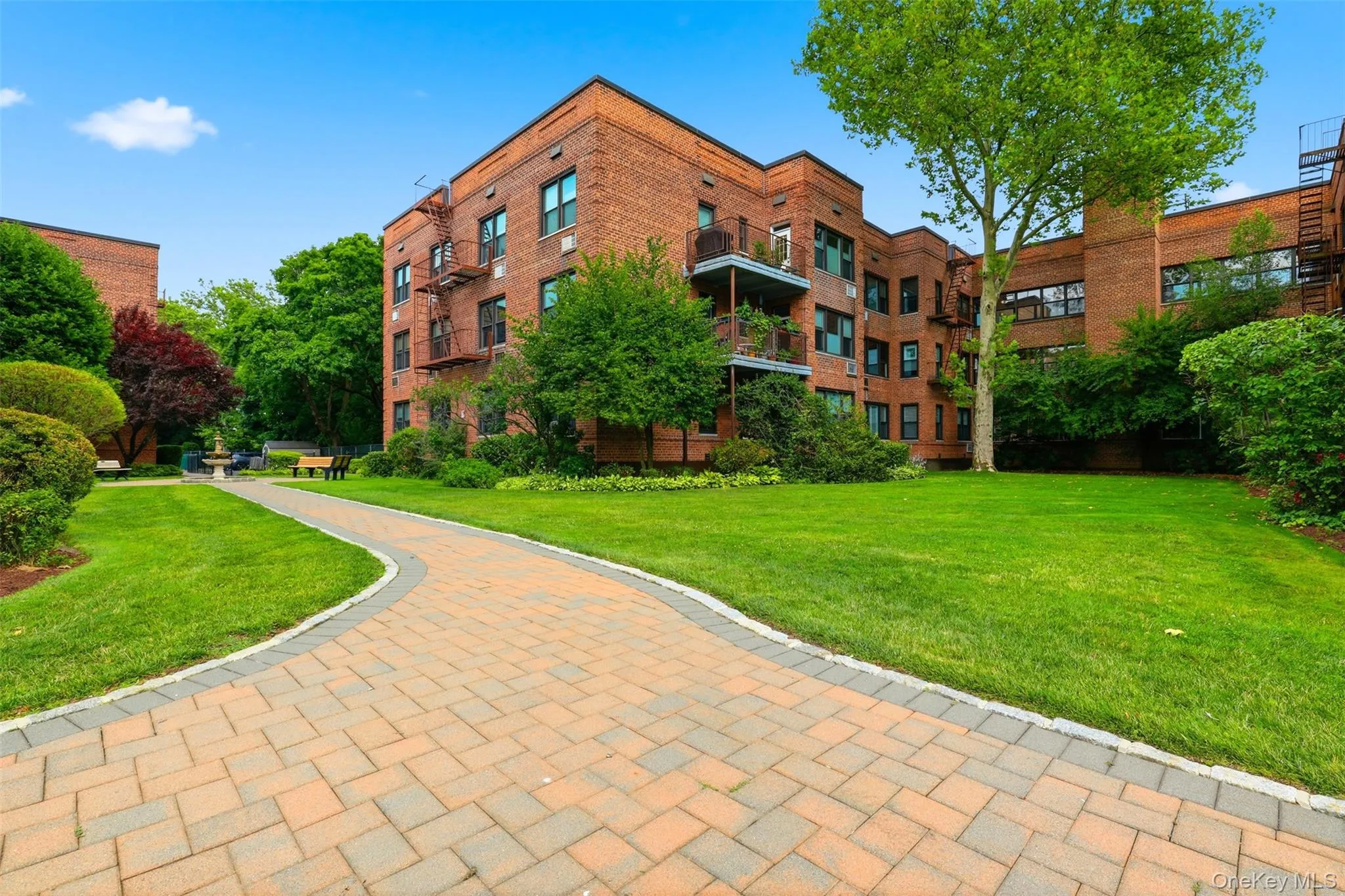 953 Boston Post Road, Mamaroneck, NY, 1 Bedroom Bedrooms, 5 Rooms Rooms,1 BathroomBathrooms,Residential,For Rent,Boston Post,0,1024388 953 Boston Post Road, Mamaroneck, NY, 1 Bedroom Bedrooms, 5 Rooms Rooms,1 BathroomBathrooms,Residential,For Rent,Boston Post,0,1024388