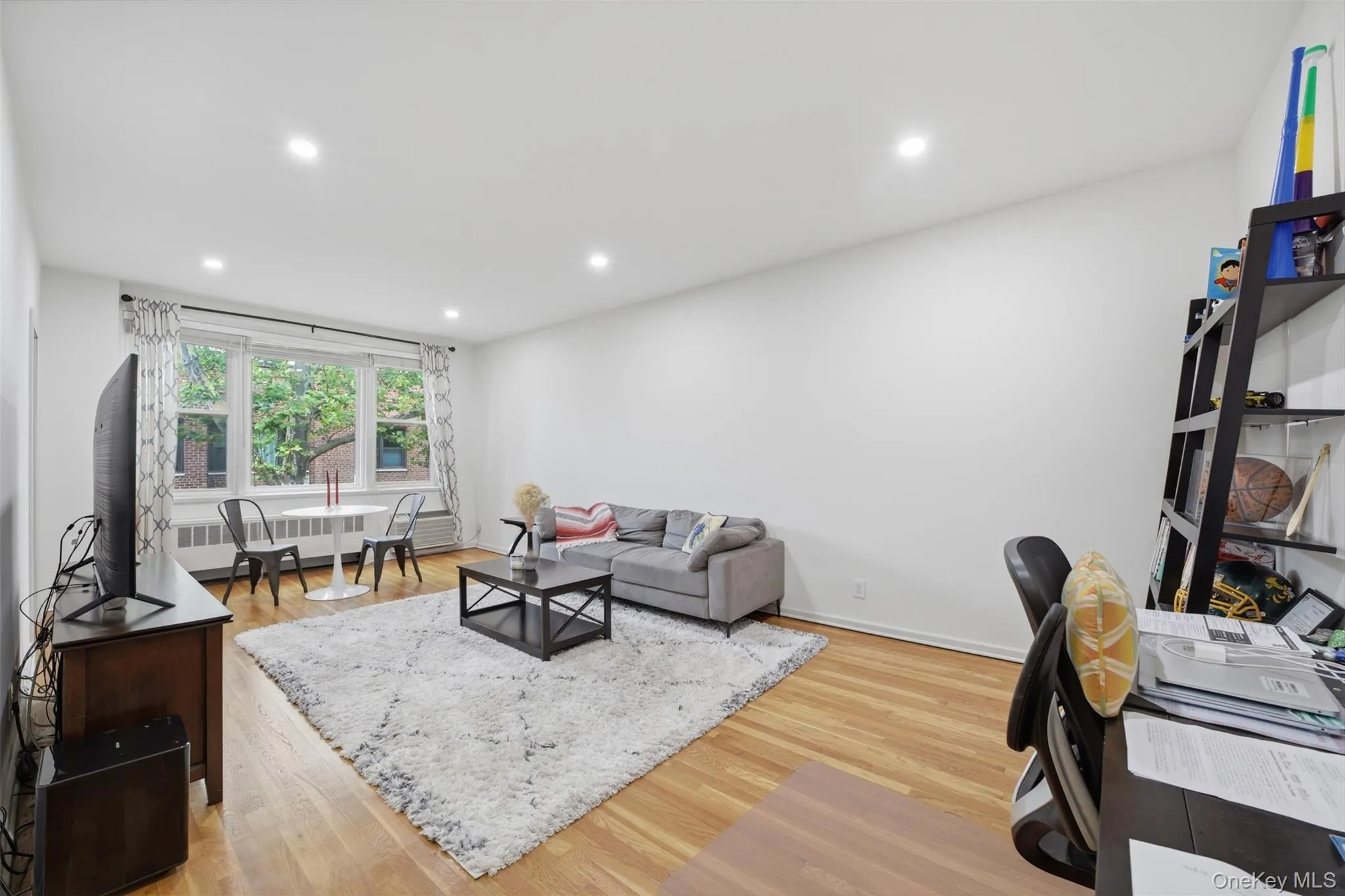 953 Boston Post Road, Mamaroneck, NY, 1 Bedroom Bedrooms, 5 Rooms Rooms,1 BathroomBathrooms,Residential,For Rent,Boston Post,0,1024388 953 Boston Post Road, Mamaroneck, NY, 1 Bedroom Bedrooms, 5 Rooms Rooms,1 BathroomBathrooms,Residential,For Rent,Boston Post,0,1024388