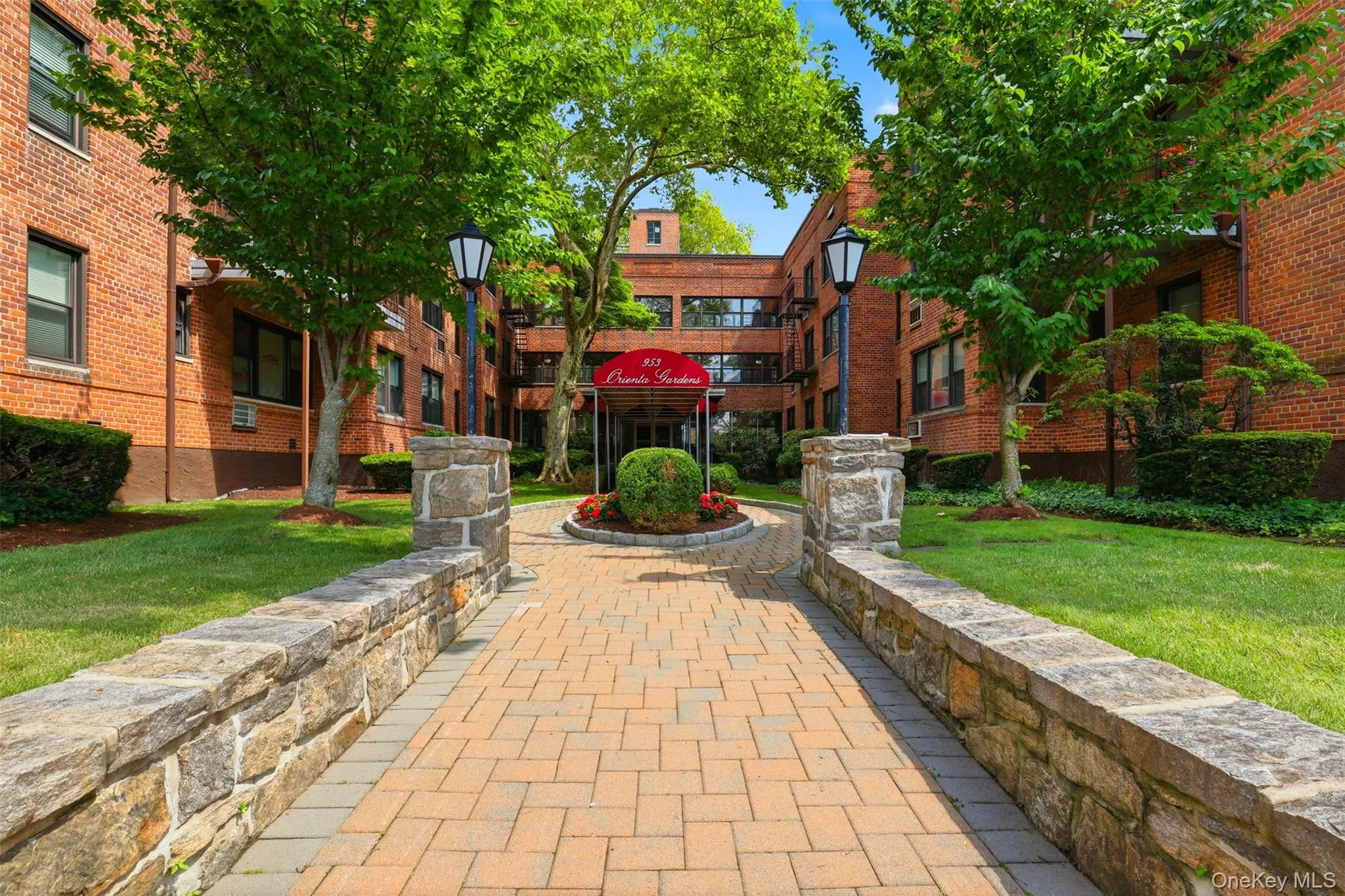 953 Boston Post Road, Mamaroneck, NY, 1 Bedroom Bedrooms, 5 Rooms Rooms,1 BathroomBathrooms,Residential,For Rent,Boston Post,0,1024388 953 Boston Post Road, Mamaroneck, NY, 1 Bedroom Bedrooms, 5 Rooms Rooms,1 BathroomBathrooms,Residential,For Rent,Boston Post,0,1024388