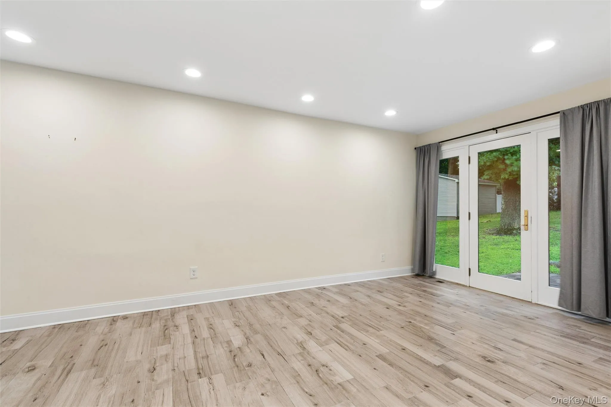 2639 Wading River Road, Brookhaven, NY, 3 Bedrooms Bedrooms, 6 Rooms Rooms,2 BathroomsBathrooms,Residential,For Rent,Wading River,0,1024392 2639 Wading River Road, Brookhaven, NY, 3 Bedrooms Bedrooms, 6 Rooms Rooms,2 BathroomsBathrooms,Residential,For Rent,Wading River,0,1024392