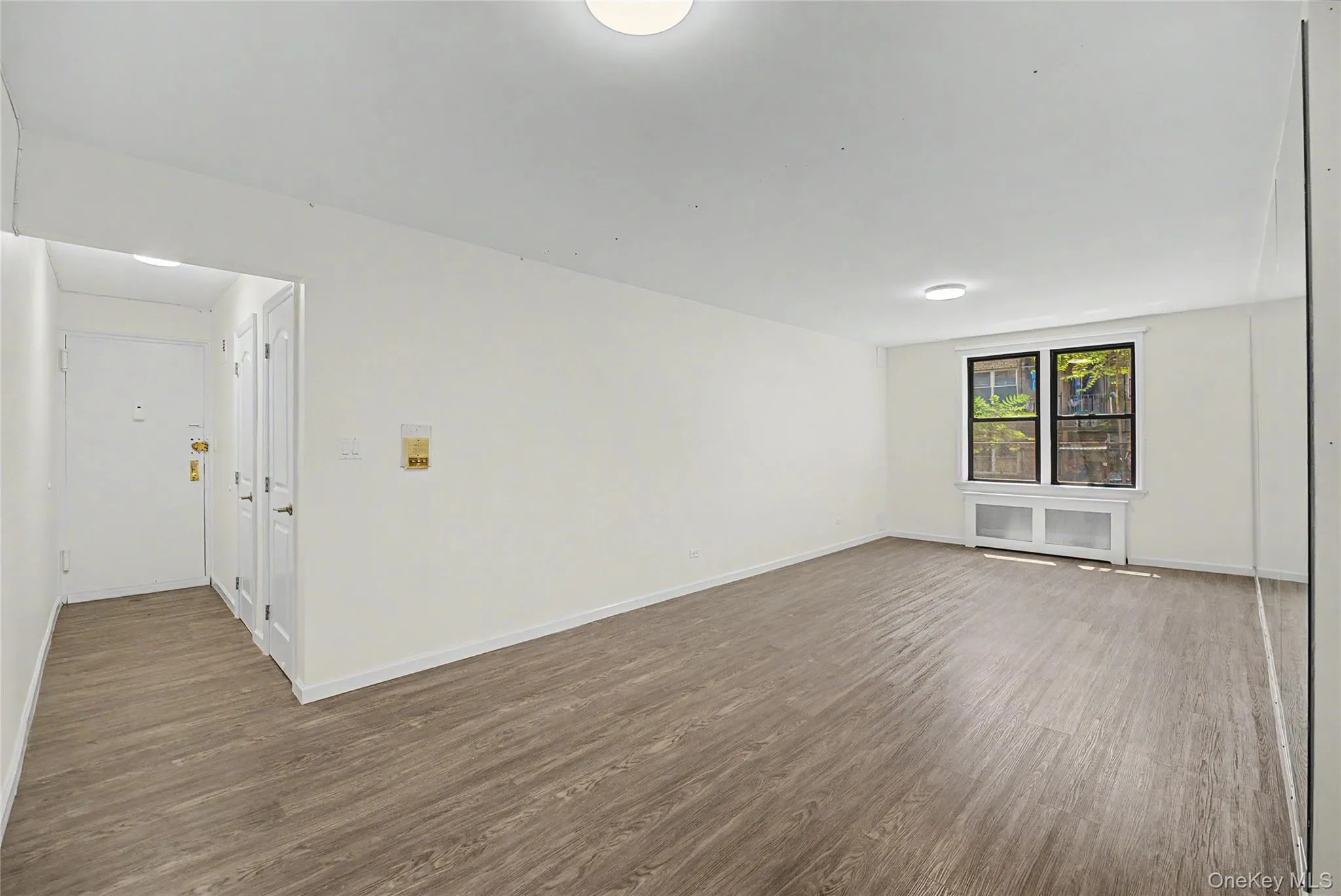 143-36 Barclay Avenue, New York, NY, 1 Bedroom Bedrooms, 3 Rooms Rooms,1 BathroomBathrooms,Residential,For Rent,Barclay,0,1024395 143-36 Barclay Avenue, New York, NY, 1 Bedroom Bedrooms, 3 Rooms Rooms,1 BathroomBathrooms,Residential,For Rent,Barclay,0,1024395
