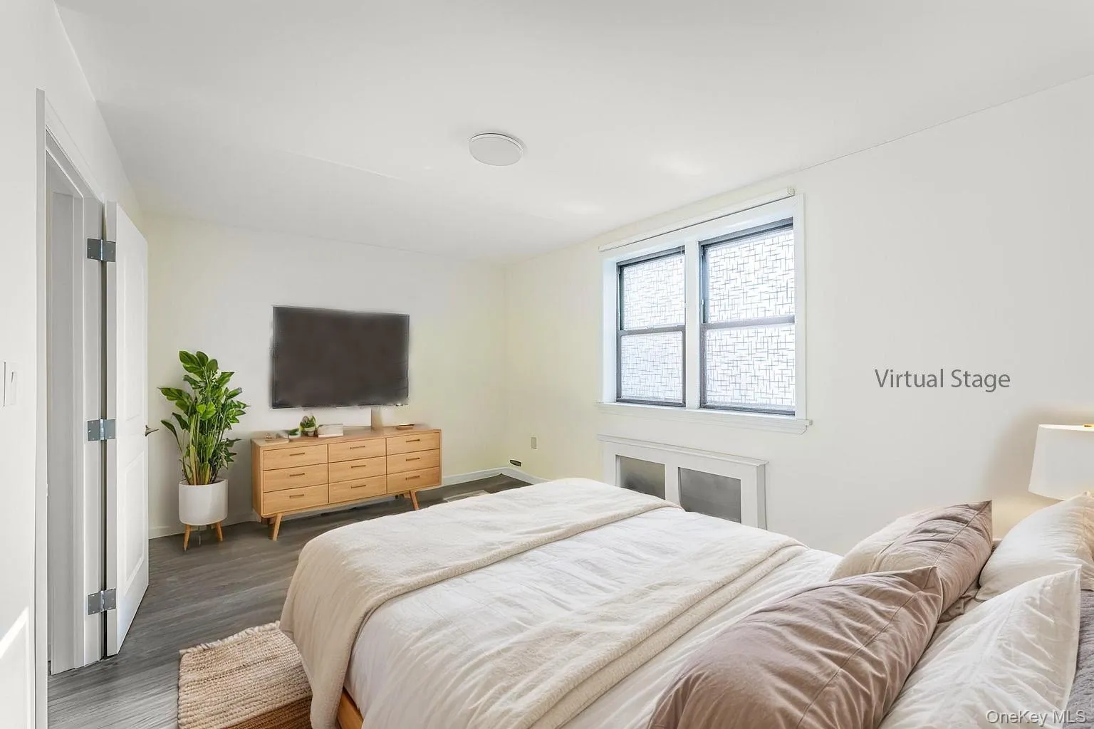 143-36 Barclay Avenue, New York, NY, 1 Bedroom Bedrooms, 3 Rooms Rooms,1 BathroomBathrooms,Residential,For Rent,Barclay,0,1024395 143-36 Barclay Avenue, New York, NY, 1 Bedroom Bedrooms, 3 Rooms Rooms,1 BathroomBathrooms,Residential,For Rent,Barclay,0,1024395