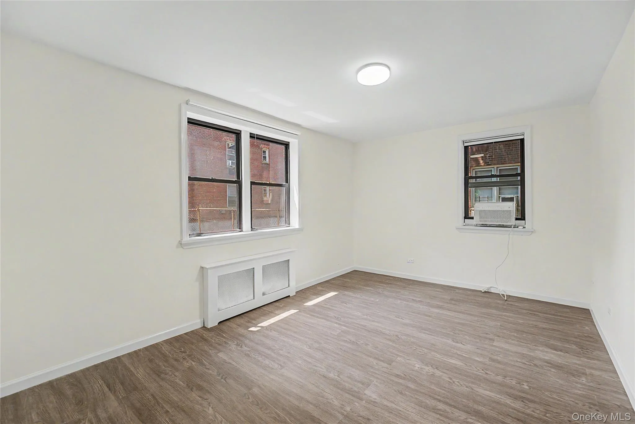 143-36 Barclay Avenue, New York, NY, 1 Bedroom Bedrooms, 3 Rooms Rooms,1 BathroomBathrooms,Residential,For Rent,Barclay,0,1024395 143-36 Barclay Avenue, New York, NY, 1 Bedroom Bedrooms, 3 Rooms Rooms,1 BathroomBathrooms,Residential,For Rent,Barclay,0,1024395