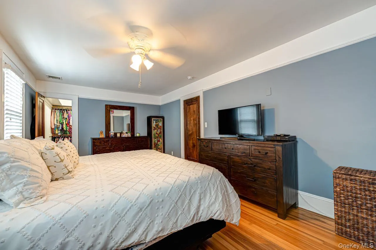 6 Troy Place, Hempstead, NY, 3 Bedrooms Bedrooms, 7 Rooms Rooms,1 BathroomBathrooms,Residential,For Rent,Troy,0,1024396 6 Troy Place, Hempstead, NY, 3 Bedrooms Bedrooms, 7 Rooms Rooms,1 BathroomBathrooms,Residential,For Rent,Troy,0,1024396