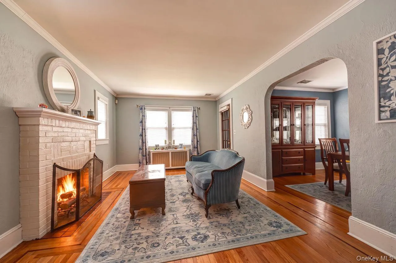 6 Troy Place, Hempstead, NY, 3 Bedrooms Bedrooms, 7 Rooms Rooms,1 BathroomBathrooms,Residential,For Rent,Troy,0,1024396 6 Troy Place, Hempstead, NY, 3 Bedrooms Bedrooms, 7 Rooms Rooms,1 BathroomBathrooms,Residential,For Rent,Troy,0,1024396