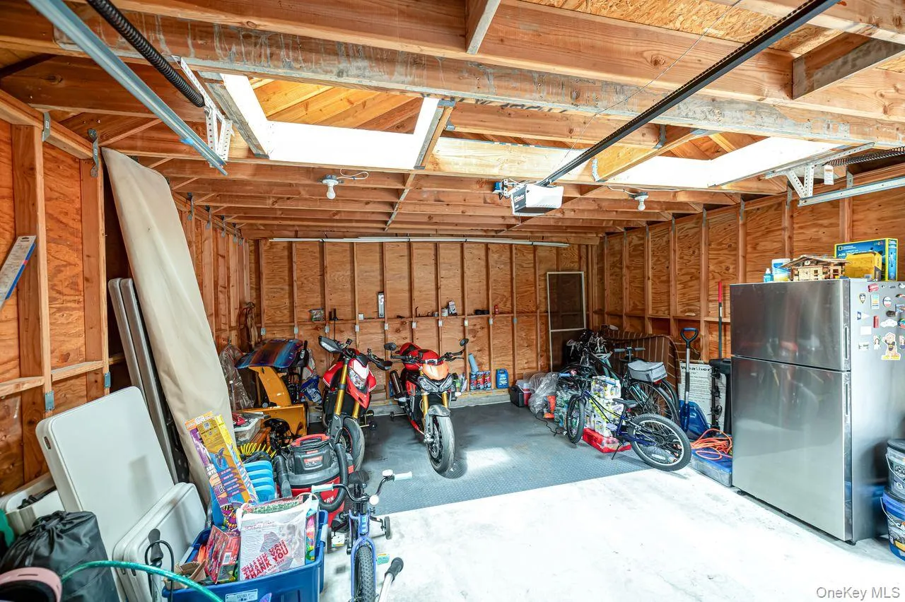 6 Troy Place, Hempstead, NY, 3 Bedrooms Bedrooms, 7 Rooms Rooms,1 BathroomBathrooms,Residential,For Rent,Troy,0,1024396 6 Troy Place, Hempstead, NY, 3 Bedrooms Bedrooms, 7 Rooms Rooms,1 BathroomBathrooms,Residential,For Rent,Troy,0,1024396