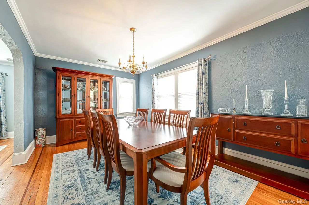 6 Troy Place, Hempstead, NY, 3 Bedrooms Bedrooms, 7 Rooms Rooms,1 BathroomBathrooms,Residential,For Rent,Troy,0,1024396 6 Troy Place, Hempstead, NY, 3 Bedrooms Bedrooms, 7 Rooms Rooms,1 BathroomBathrooms,Residential,For Rent,Troy,0,1024396