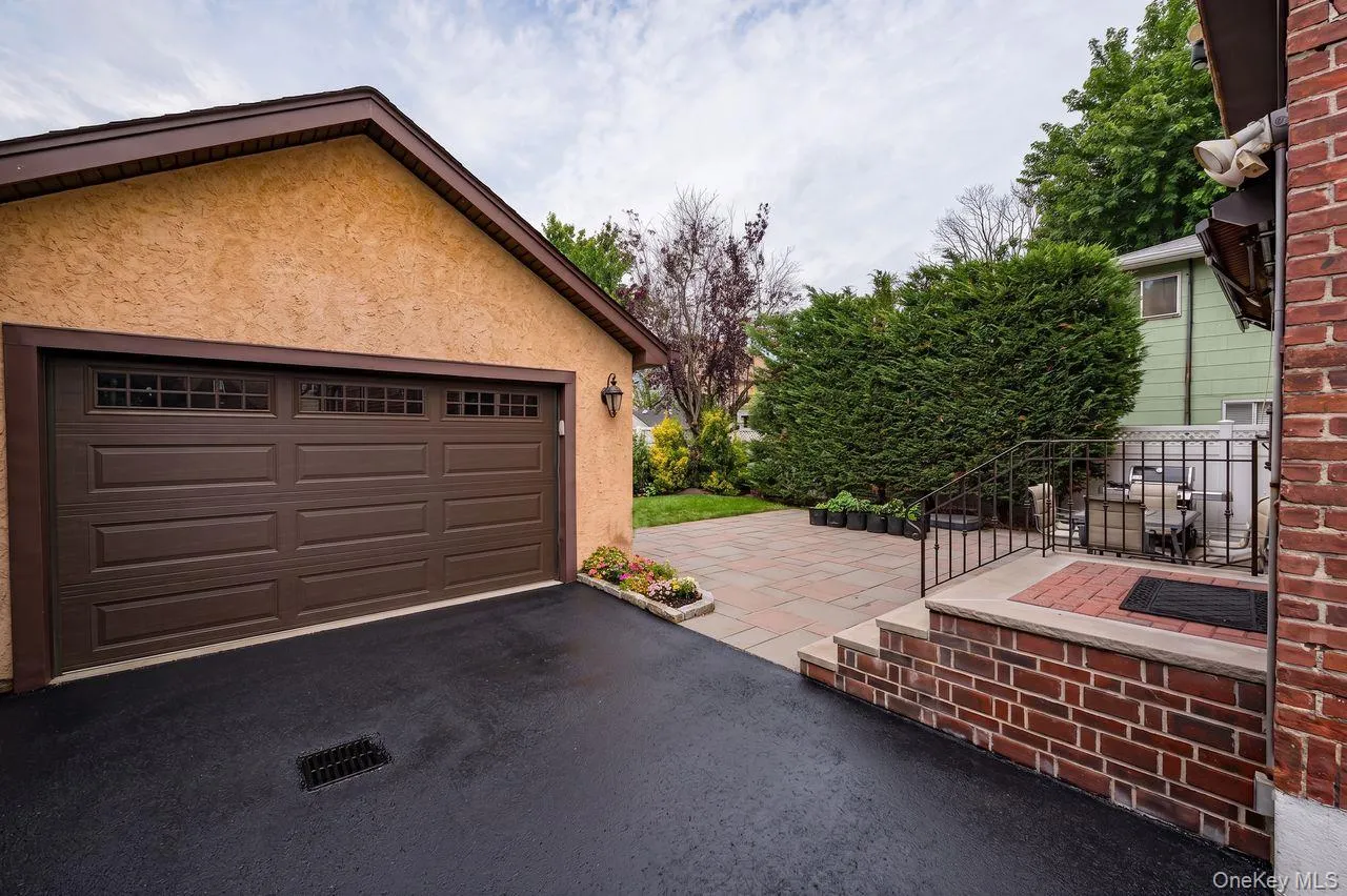 6 Troy Place, Hempstead, NY, 3 Bedrooms Bedrooms, 7 Rooms Rooms,1 BathroomBathrooms,Residential,For Rent,Troy,0,1024396 6 Troy Place, Hempstead, NY, 3 Bedrooms Bedrooms, 7 Rooms Rooms,1 BathroomBathrooms,Residential,For Rent,Troy,0,1024396