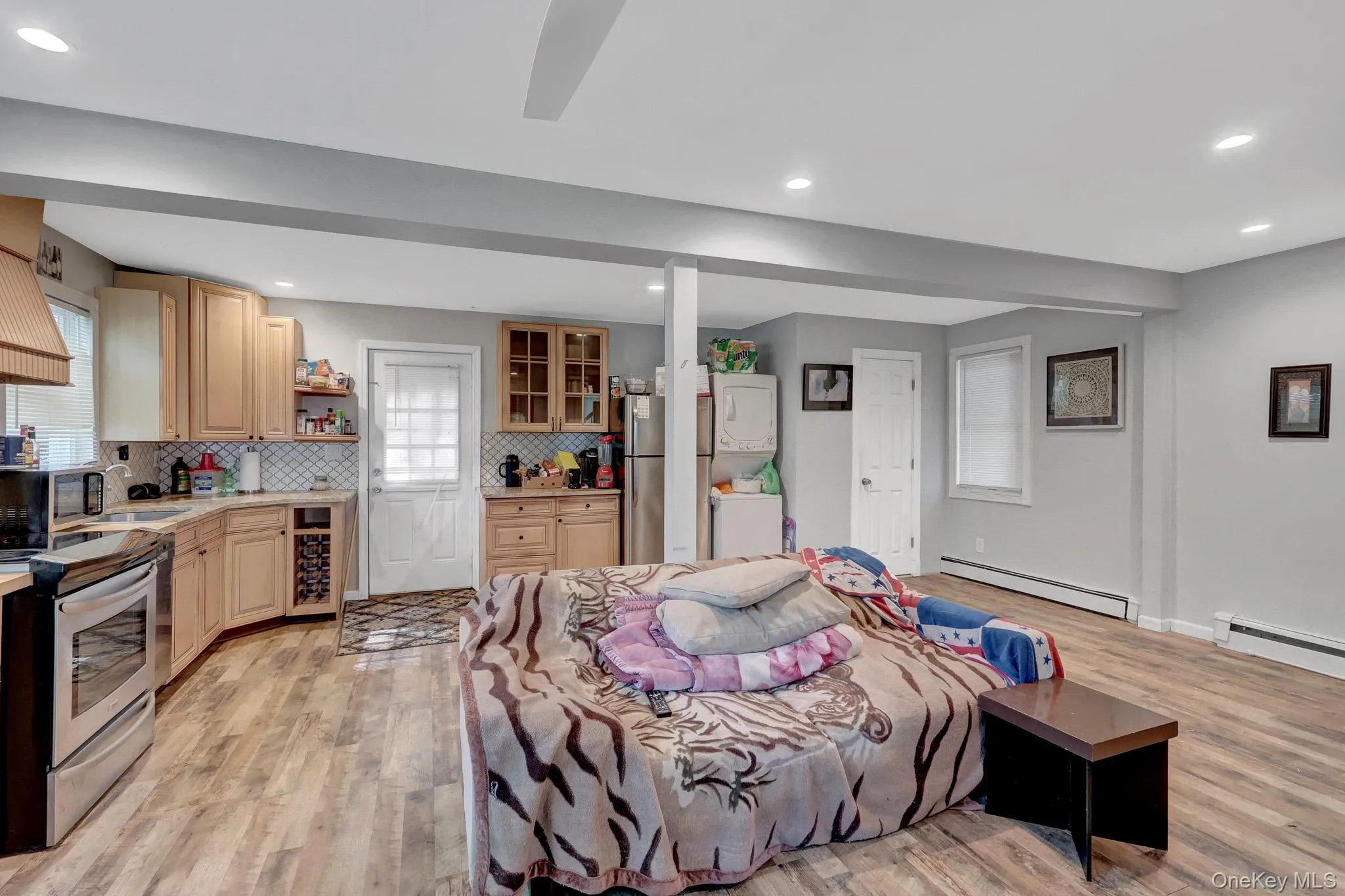 14 Neponsit Road, Brookhaven, NY, 2 Bedrooms Bedrooms, 5 Rooms Rooms,1 BathroomBathrooms,Residential,For Rent,Neponsit,0,1024397 14 Neponsit Road, Brookhaven, NY, 2 Bedrooms Bedrooms, 5 Rooms Rooms,1 BathroomBathrooms,Residential,For Rent,Neponsit,0,1024397