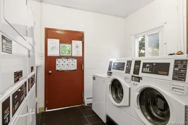 105 Prime Avenue, Huntington, NY, 1 Bedroom Bedrooms, 4 Rooms Rooms,1 BathroomBathrooms,Residential,For Rent,Prime,0,1024399 105 Prime Avenue, Huntington, NY, 1 Bedroom Bedrooms, 4 Rooms Rooms,1 BathroomBathrooms,Residential,For Rent,Prime,0,1024399