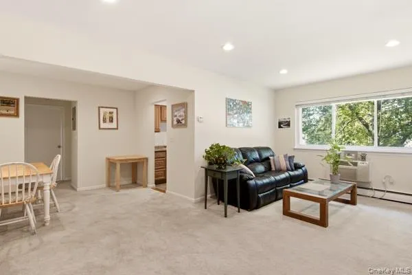 105 Prime Avenue, Huntington, NY, 1 Bedroom Bedrooms, 4 Rooms Rooms,1 BathroomBathrooms,Residential,For Rent,Prime,0,1024399 105 Prime Avenue, Huntington, NY, 1 Bedroom Bedrooms, 4 Rooms Rooms,1 BathroomBathrooms,Residential,For Rent,Prime,0,1024399