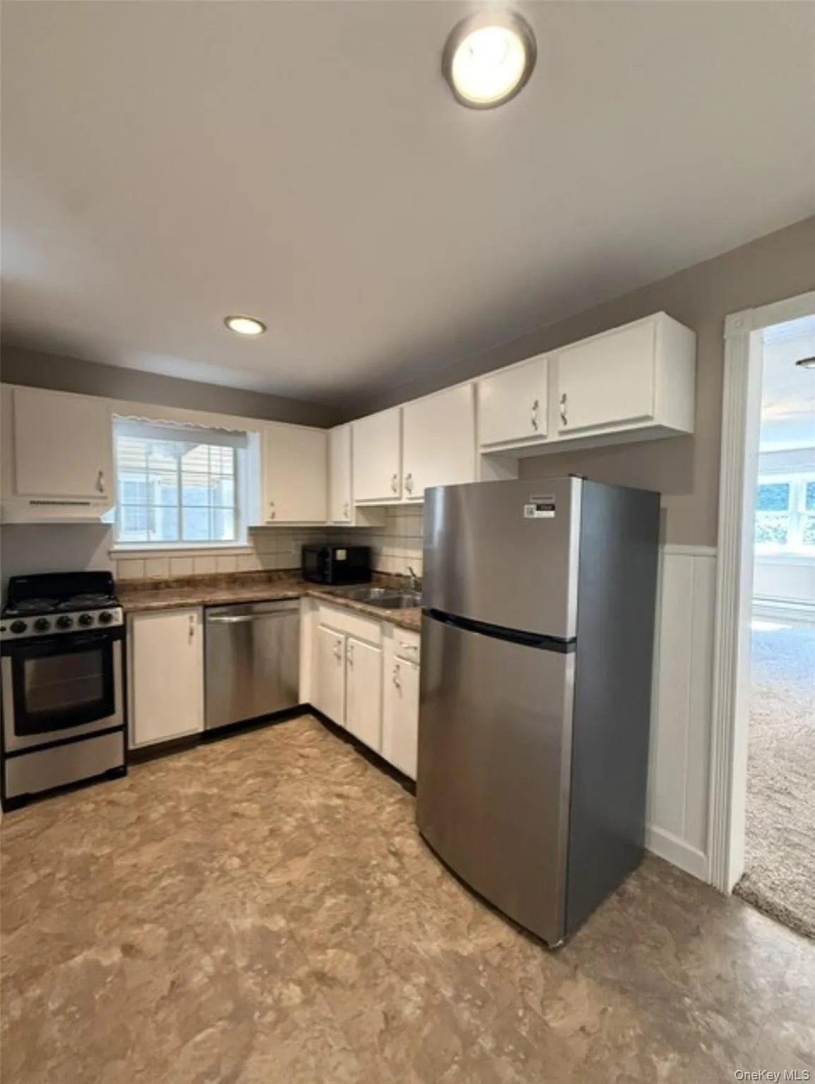 with a dishwasher & microwave with a dishwasher & microwave
