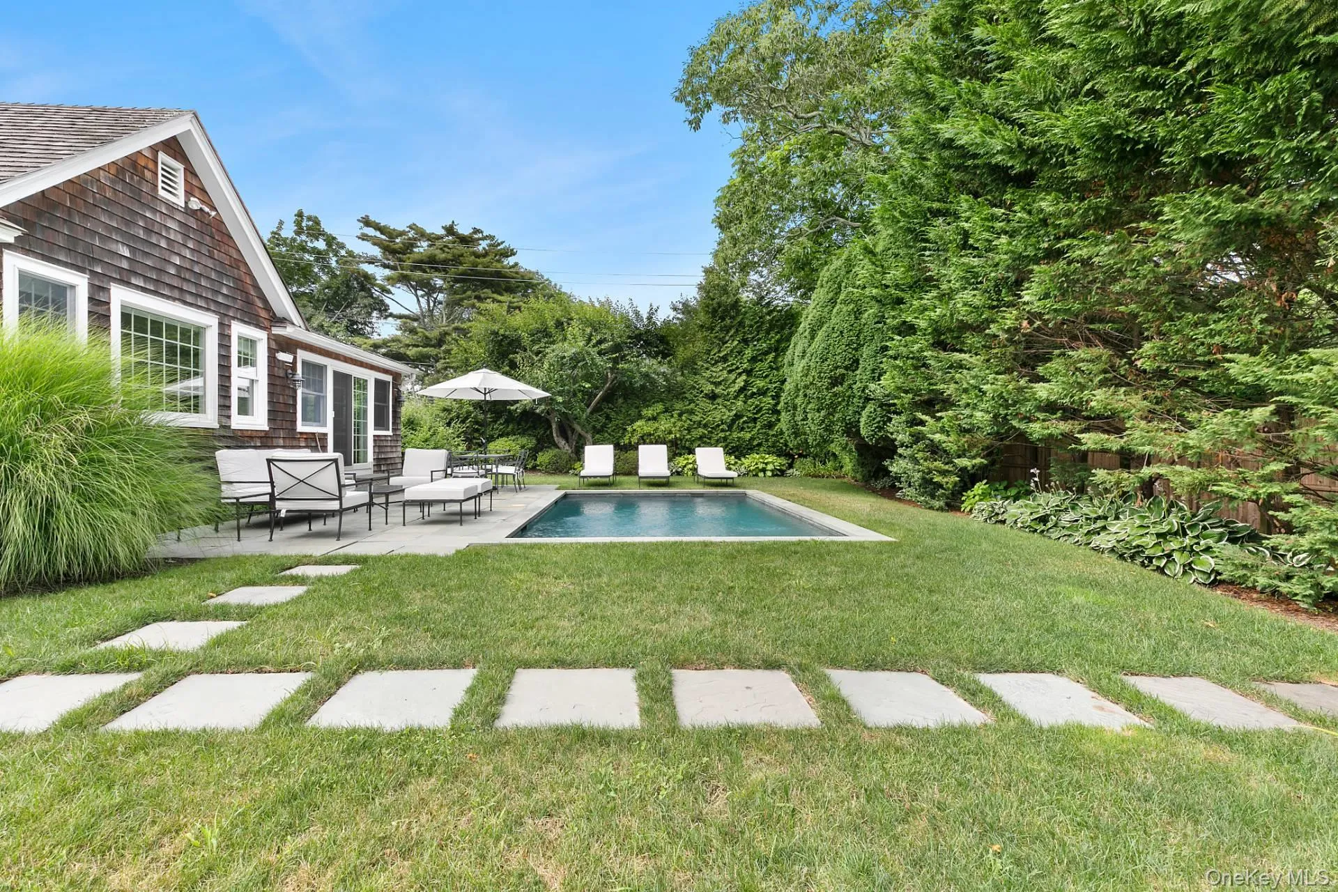 98 Sherrill Road, East Hampton, NY, 4 Bedrooms Bedrooms, 8 Rooms Rooms,2 BathroomsBathrooms,Residential Lease,For Rent,Sherrill,0,1024404 98 Sherrill Road, East Hampton, NY, 4 Bedrooms Bedrooms, 8 Rooms Rooms,2 BathroomsBathrooms,Residential Lease,For Rent,Sherrill,0,1024404