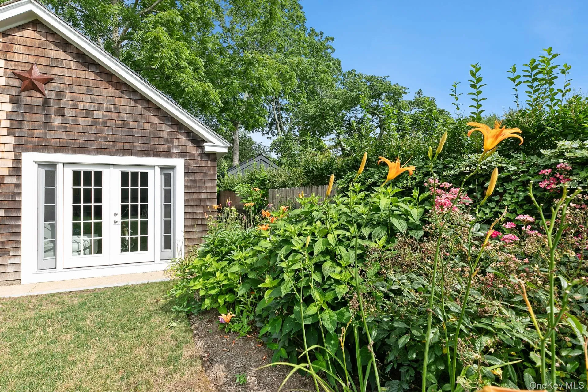 98 Sherrill Road, East Hampton, NY, 4 Bedrooms Bedrooms, 8 Rooms Rooms,2 BathroomsBathrooms,Residential Lease,For Rent,Sherrill,0,1024404 98 Sherrill Road, East Hampton, NY, 4 Bedrooms Bedrooms, 8 Rooms Rooms,2 BathroomsBathrooms,Residential Lease,For Rent,Sherrill,0,1024404