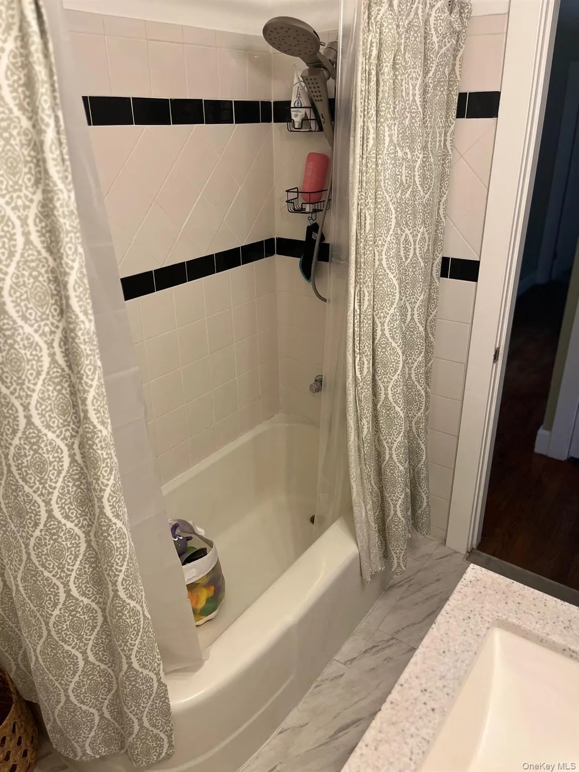 1067 Codwise Street, Ulster, NY, 3 Bedrooms Bedrooms, 6 Rooms Rooms,1 BathroomBathrooms,Residential,For Rent,Codwise,0,1024405 1067 Codwise Street, Ulster, NY, 3 Bedrooms Bedrooms, 6 Rooms Rooms,1 BathroomBathrooms,Residential,For Rent,Codwise,0,1024405