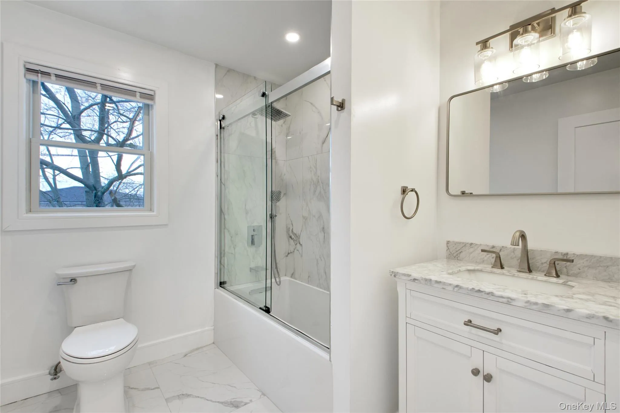56 Kirkwood Road, North Hempstead, NY, 3 Bedrooms Bedrooms, 8 Rooms Rooms,3 BathroomsBathrooms,Residential Lease,For Rent,Kirkwood,0,1024407 56 Kirkwood Road, North Hempstead, NY, 3 Bedrooms Bedrooms, 8 Rooms Rooms,3 BathroomsBathrooms,Residential Lease,For Rent,Kirkwood,0,1024407