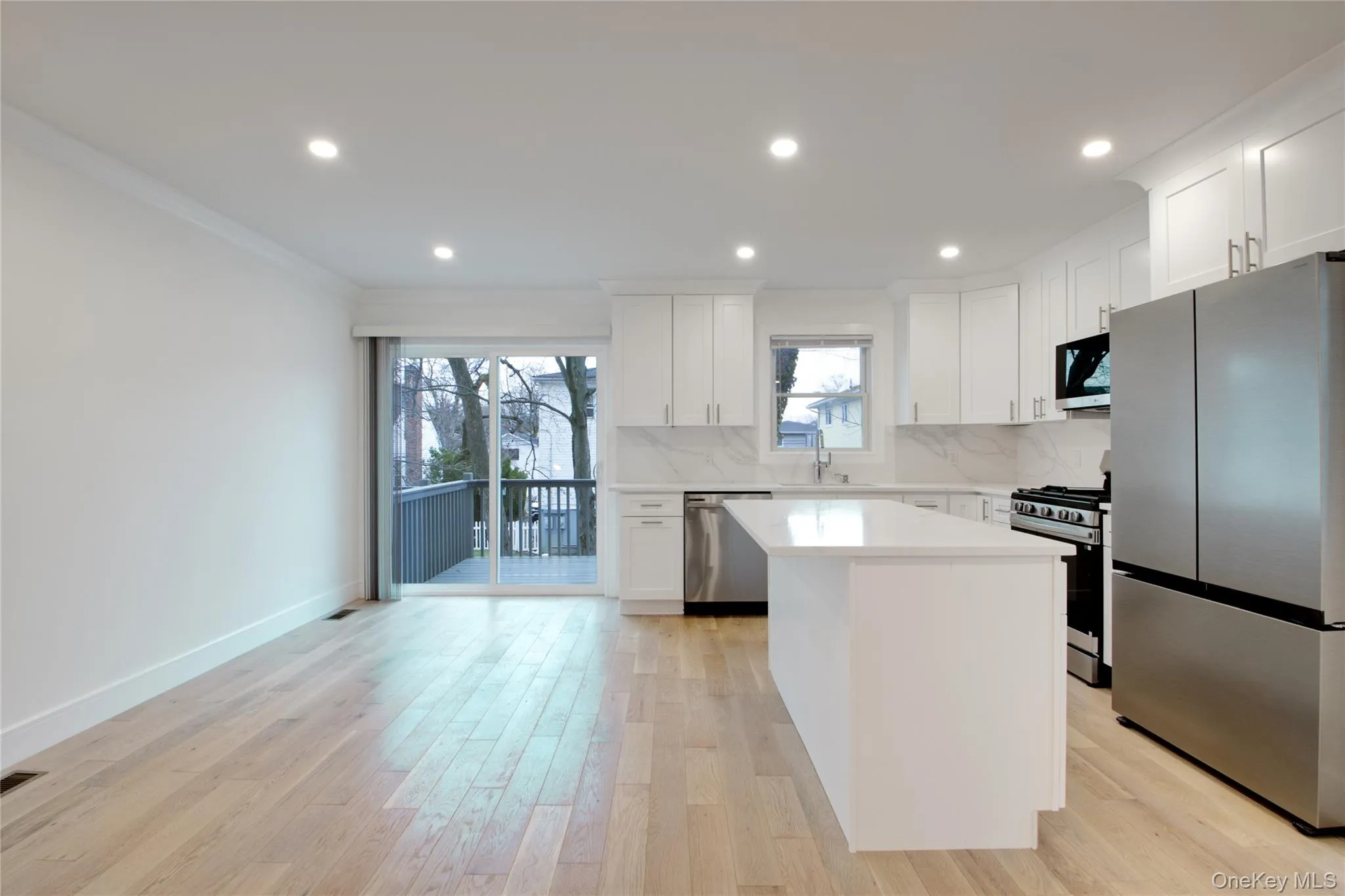 56 Kirkwood Road, North Hempstead, NY, 3 Bedrooms Bedrooms, 8 Rooms Rooms,3 BathroomsBathrooms,Residential Lease,For Rent,Kirkwood,0,1024407 56 Kirkwood Road, North Hempstead, NY, 3 Bedrooms Bedrooms, 8 Rooms Rooms,3 BathroomsBathrooms,Residential Lease,For Rent,Kirkwood,0,1024407