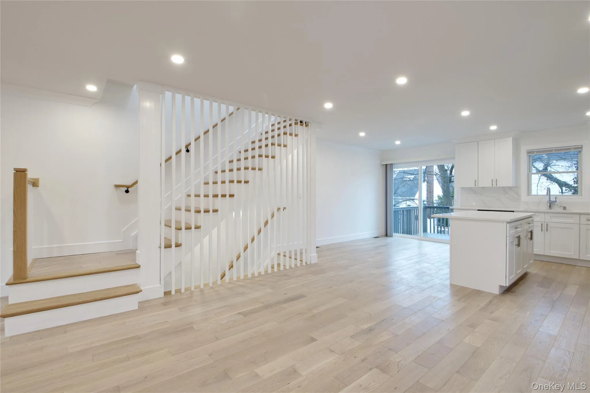 56 Kirkwood Road, North Hempstead, NY, 3 Bedrooms Bedrooms, 8 Rooms Rooms,3 BathroomsBathrooms,Residential Lease,For Rent,Kirkwood,0,1024407 56 Kirkwood Road, North Hempstead, NY, 3 Bedrooms Bedrooms, 8 Rooms Rooms,3 BathroomsBathrooms,Residential Lease,For Rent,Kirkwood,0,1024407