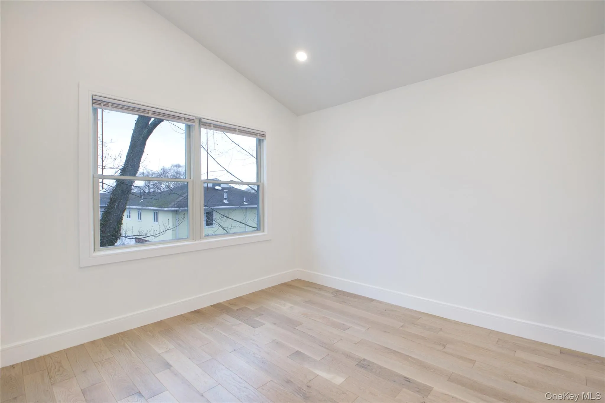 56 Kirkwood Road, North Hempstead, NY, 3 Bedrooms Bedrooms, 8 Rooms Rooms,3 BathroomsBathrooms,Residential Lease,For Rent,Kirkwood,0,1024407 56 Kirkwood Road, North Hempstead, NY, 3 Bedrooms Bedrooms, 8 Rooms Rooms,3 BathroomsBathrooms,Residential Lease,For Rent,Kirkwood,0,1024407