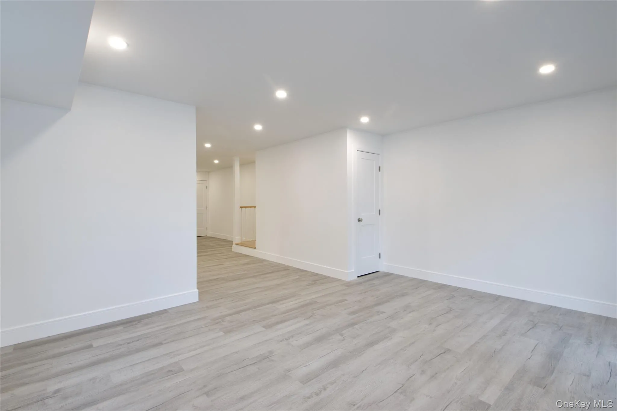 56 Kirkwood Road, North Hempstead, NY, 3 Bedrooms Bedrooms, 8 Rooms Rooms,3 BathroomsBathrooms,Residential Lease,For Rent,Kirkwood,0,1024407 56 Kirkwood Road, North Hempstead, NY, 3 Bedrooms Bedrooms, 8 Rooms Rooms,3 BathroomsBathrooms,Residential Lease,For Rent,Kirkwood,0,1024407