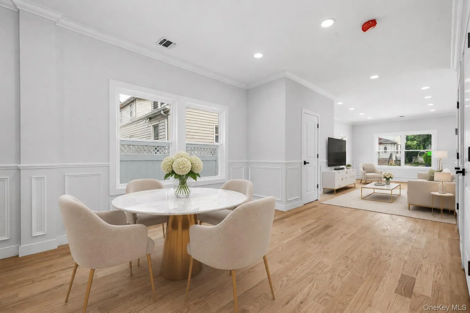 249 Bedford Avenue, North Hempstead, NY, 3 Bedrooms Bedrooms, 7 Rooms Rooms,2 BathroomsBathrooms,Residential,For Rent,Bedford,0,1024415 249 Bedford Avenue, North Hempstead, NY, 3 Bedrooms Bedrooms, 7 Rooms Rooms,2 BathroomsBathrooms,Residential,For Rent,Bedford,0,1024415