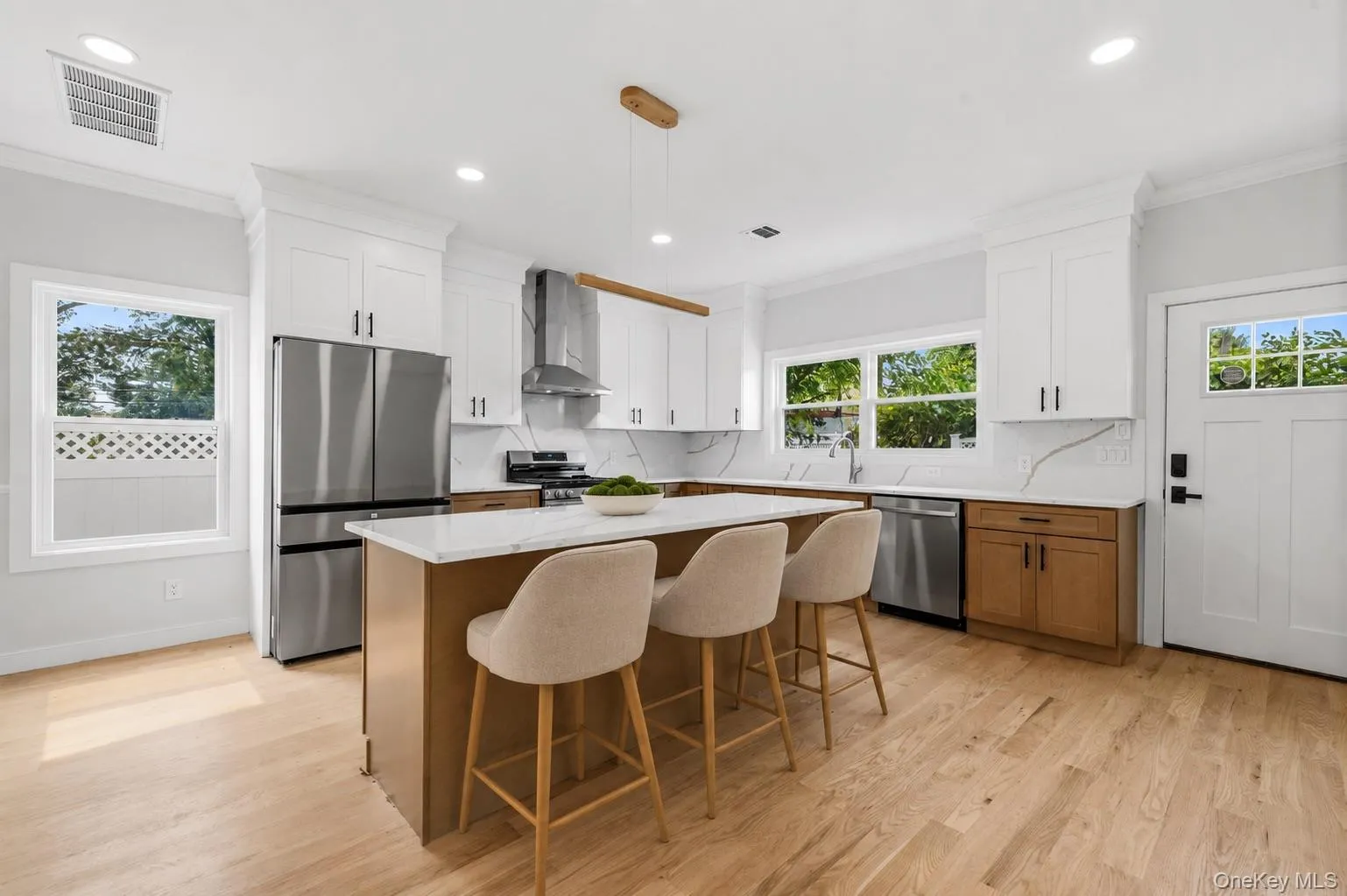 249 Bedford Avenue, North Hempstead, NY, 3 Bedrooms Bedrooms, 7 Rooms Rooms,2 BathroomsBathrooms,Residential,For Rent,Bedford,0,1024415 249 Bedford Avenue, North Hempstead, NY, 3 Bedrooms Bedrooms, 7 Rooms Rooms,2 BathroomsBathrooms,Residential,For Rent,Bedford,0,1024415