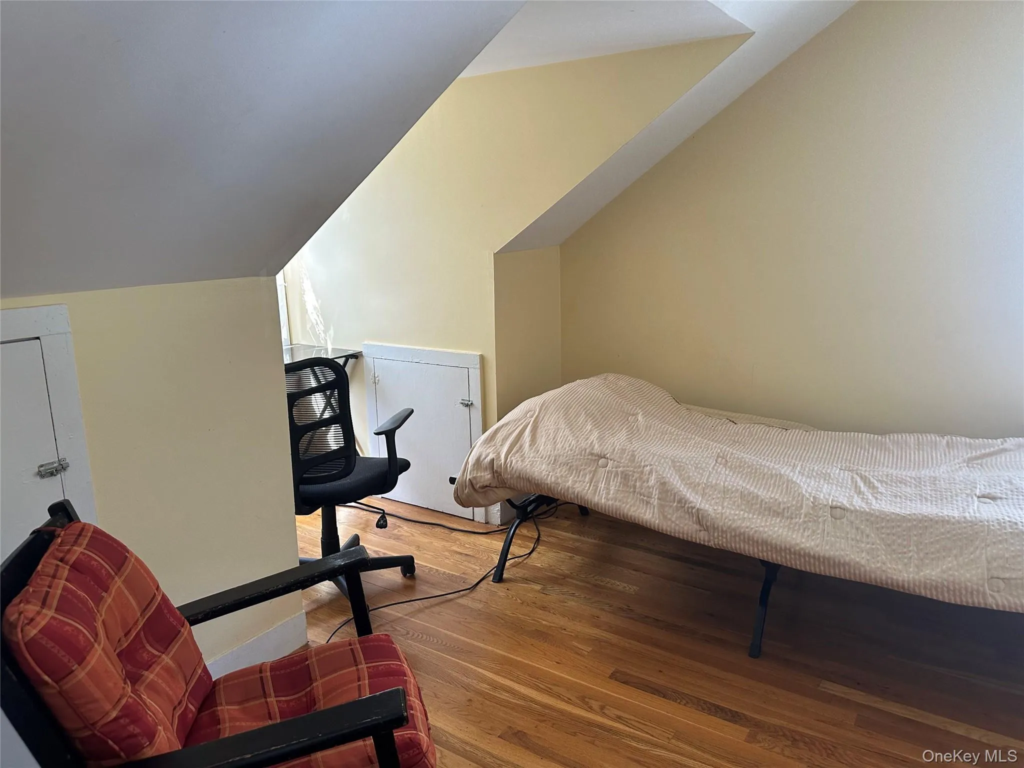 124 Murray Avenue, Goshen, NY, 3 Bedrooms Bedrooms, 8 Rooms Rooms,1 BathroomBathrooms,Residential Lease,For Rent,Murray,0,1024418 124 Murray Avenue, Goshen, NY, 3 Bedrooms Bedrooms, 8 Rooms Rooms,1 BathroomBathrooms,Residential Lease,For Rent,Murray,0,1024418