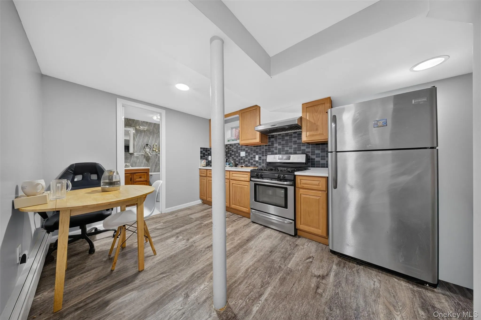 3822 205th Street, New York, NY, 5 Bedrooms Bedrooms, 9 Rooms Rooms,3 BathroomsBathrooms,Residential,For Rent,205th,0,1024422 3822 205th Street, New York, NY, 5 Bedrooms Bedrooms, 9 Rooms Rooms,3 BathroomsBathrooms,Residential,For Rent,205th,0,1024422