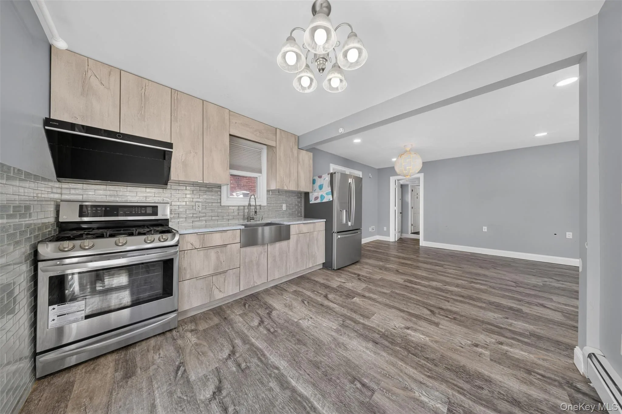 3822 205th Street, New York, NY, 5 Bedrooms Bedrooms, 9 Rooms Rooms,3 BathroomsBathrooms,Residential,For Rent,205th,0,1024422 3822 205th Street, New York, NY, 5 Bedrooms Bedrooms, 9 Rooms Rooms,3 BathroomsBathrooms,Residential,For Rent,205th,0,1024422