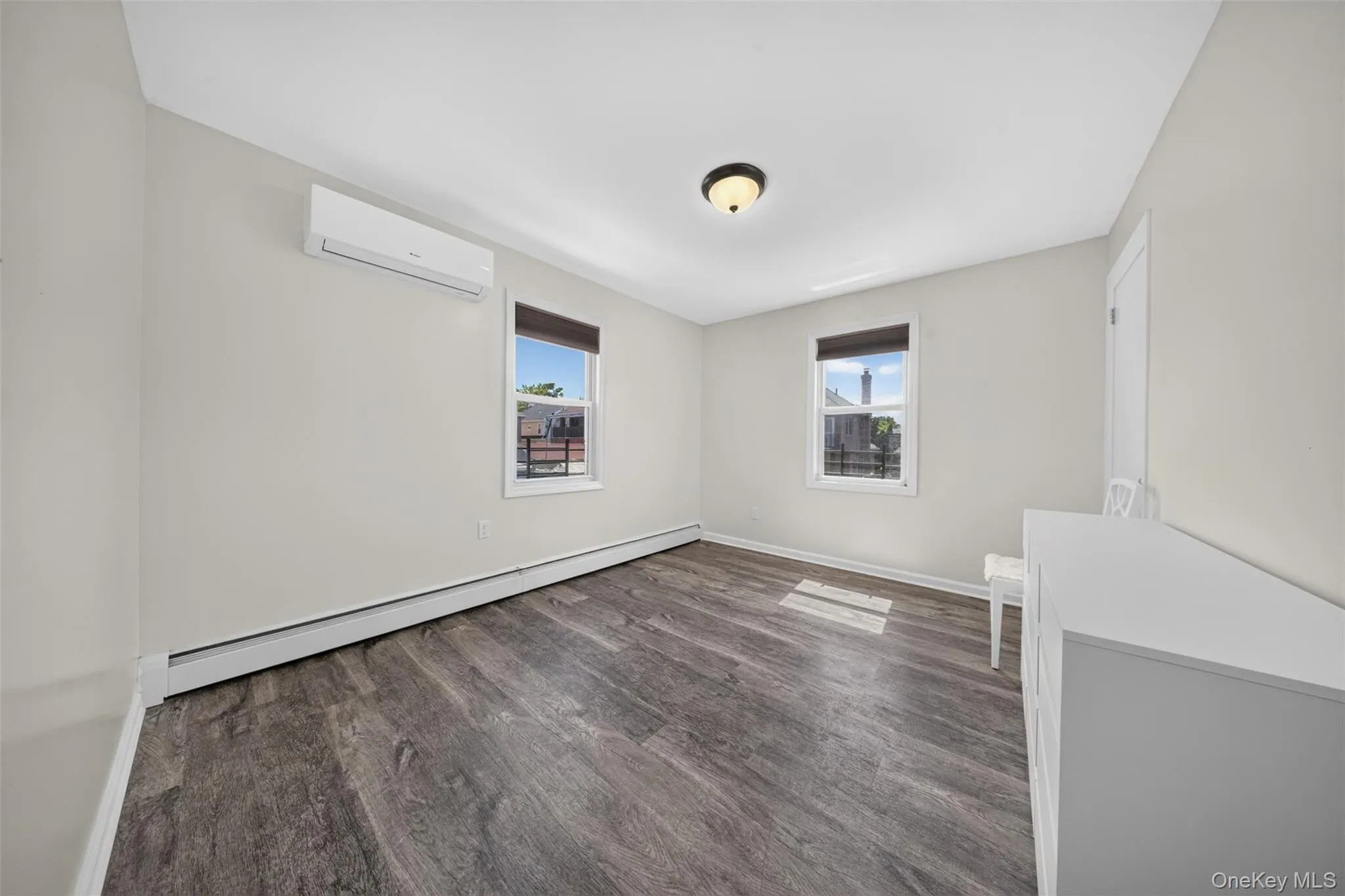 3822 205th Street, New York, NY, 5 Bedrooms Bedrooms, 9 Rooms Rooms,3 BathroomsBathrooms,Residential,For Rent,205th,0,1024422 3822 205th Street, New York, NY, 5 Bedrooms Bedrooms, 9 Rooms Rooms,3 BathroomsBathrooms,Residential,For Rent,205th,0,1024422