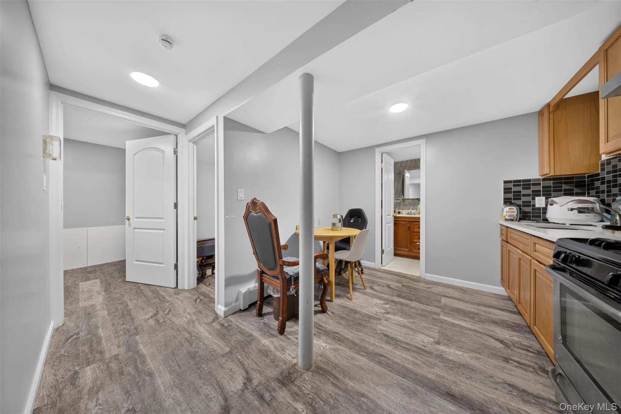 3822 205th Street, New York, NY, 5 Bedrooms Bedrooms, 9 Rooms Rooms,3 BathroomsBathrooms,Residential,For Rent,205th,0,1024422 3822 205th Street, New York, NY, 5 Bedrooms Bedrooms, 9 Rooms Rooms,3 BathroomsBathrooms,Residential,For Rent,205th,0,1024422
