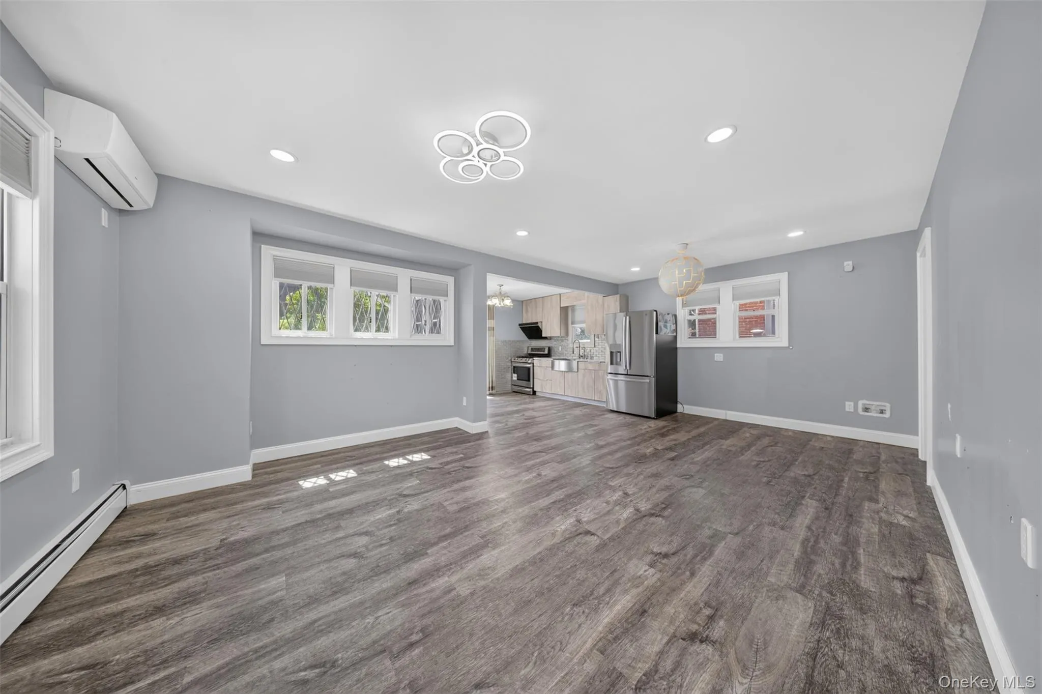 3822 205th Street, New York, NY, 5 Bedrooms Bedrooms, 9 Rooms Rooms,3 BathroomsBathrooms,Residential,For Rent,205th,0,1024422 3822 205th Street, New York, NY, 5 Bedrooms Bedrooms, 9 Rooms Rooms,3 BathroomsBathrooms,Residential,For Rent,205th,0,1024422