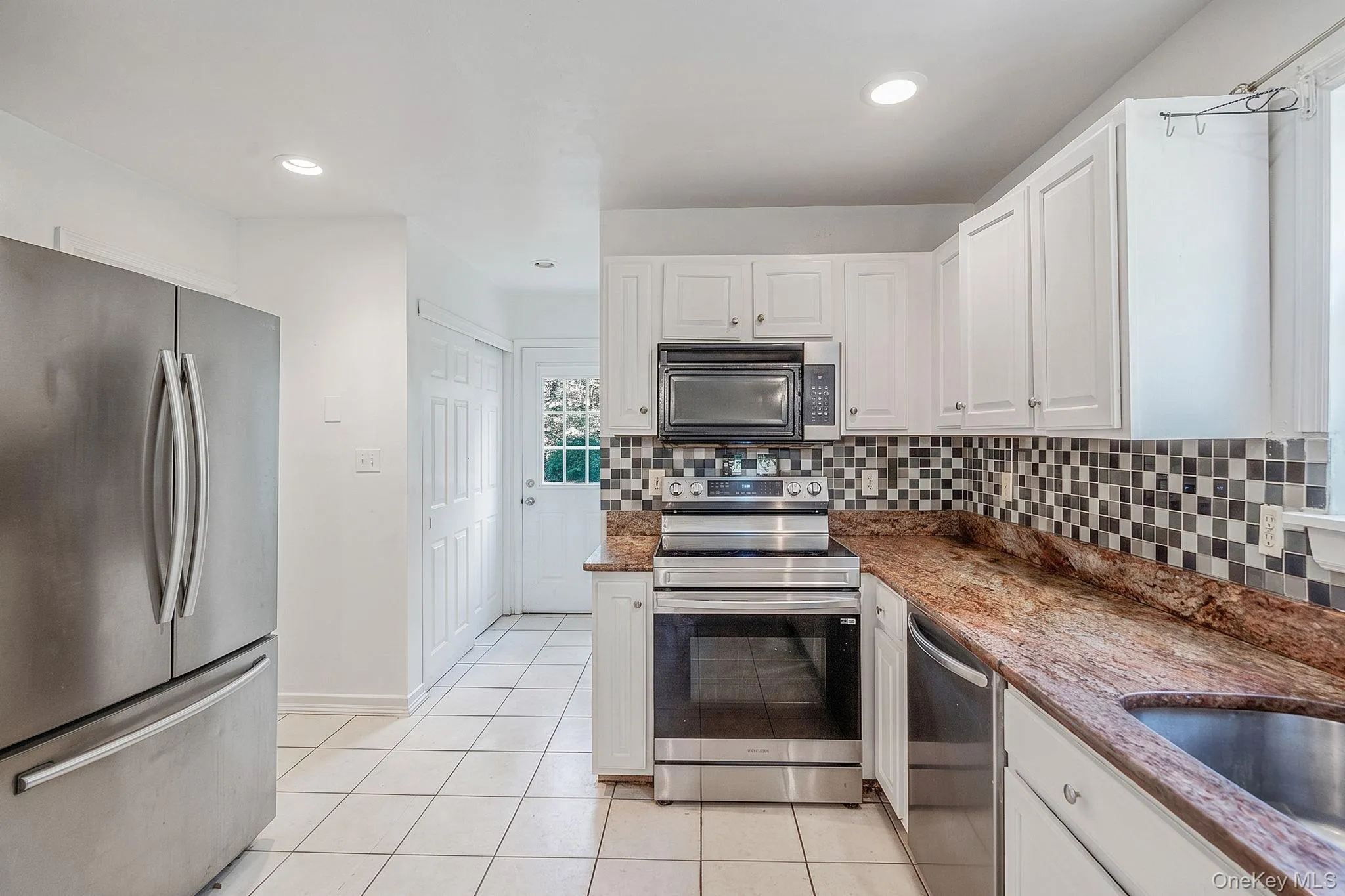 49 Barbara Lane, Brookhaven, NY, 3 Bedrooms Bedrooms, 7 Rooms Rooms,2 BathroomsBathrooms,Residential,For Rent,Barbara,0,1024424 49 Barbara Lane, Brookhaven, NY, 3 Bedrooms Bedrooms, 7 Rooms Rooms,2 BathroomsBathrooms,Residential,For Rent,Barbara,0,1024424