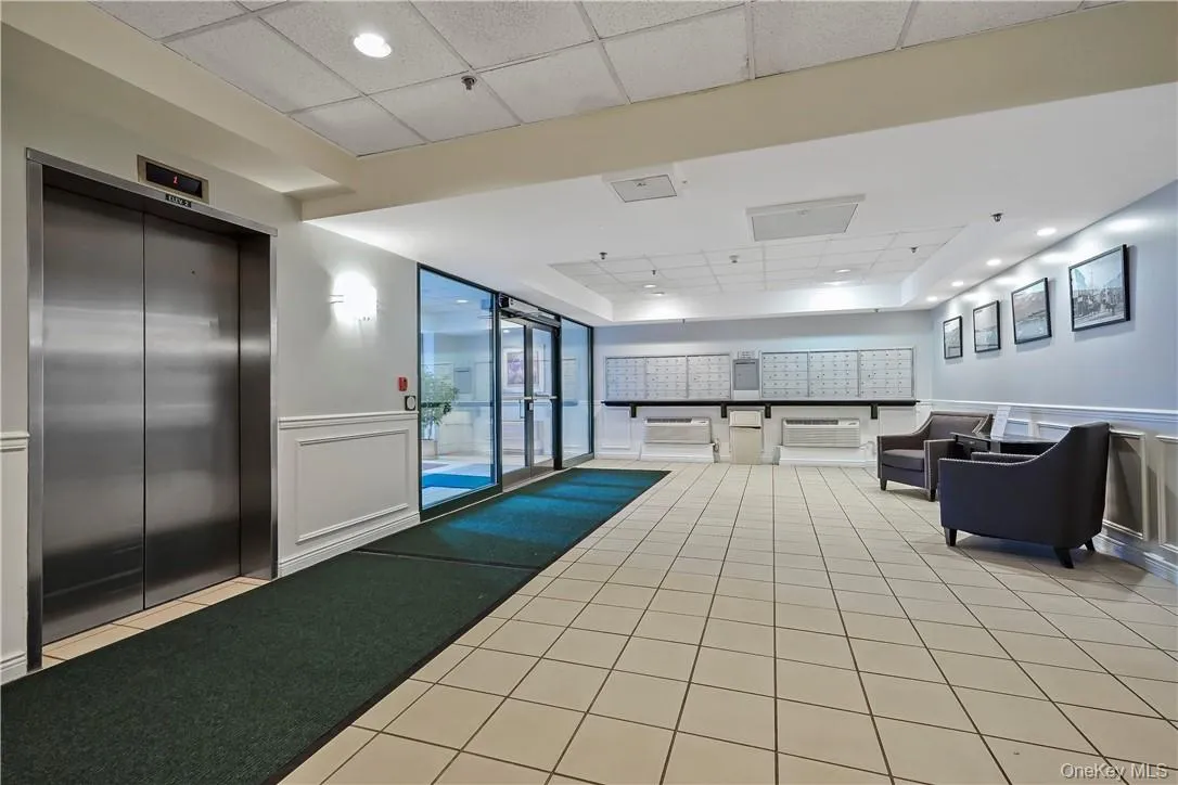 Lobby Lobby