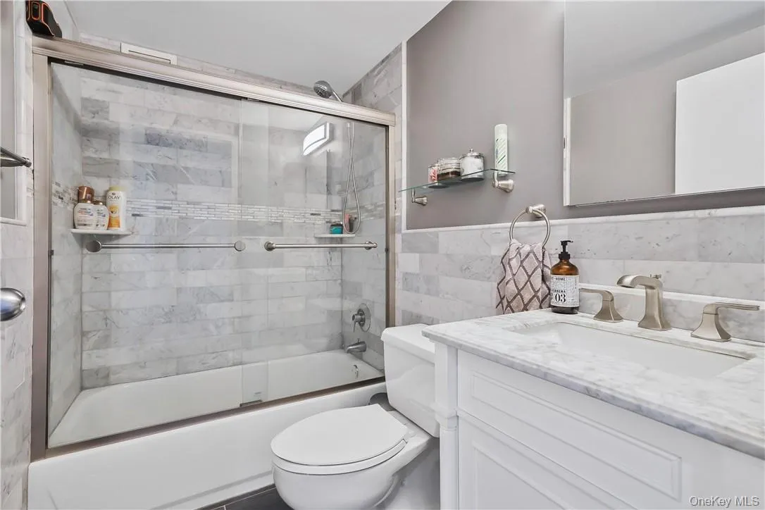 Marble Bathroom With Shower And Vanity Marble Bathroom With Shower And Vanity