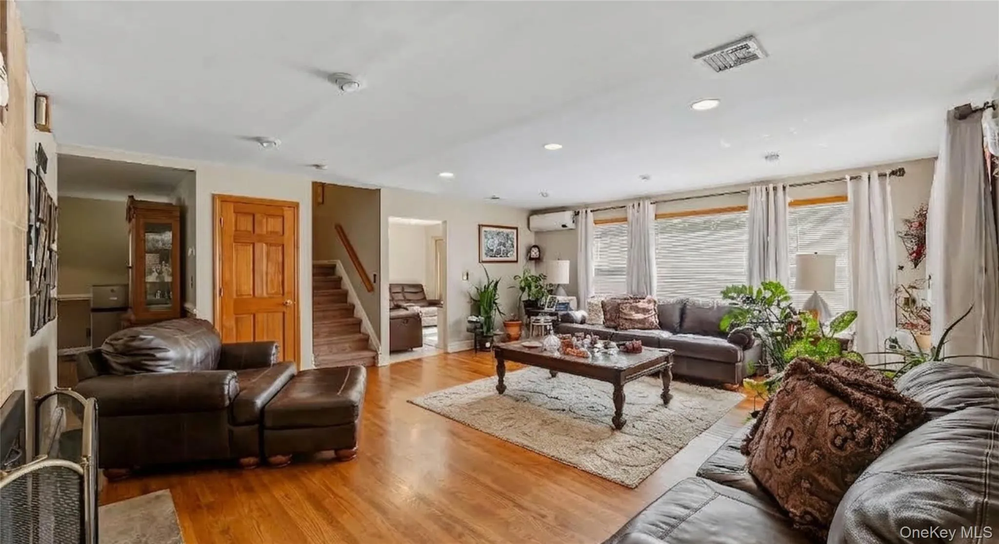 4 Manitou Trail, Greenburgh, NY, 5 Bedrooms Bedrooms, 10 Rooms Rooms,2 BathroomsBathrooms,Residential,For Rent,Manitou,0,1024428 4 Manitou Trail, Greenburgh, NY, 5 Bedrooms Bedrooms, 10 Rooms Rooms,2 BathroomsBathrooms,Residential,For Rent,Manitou,0,1024428