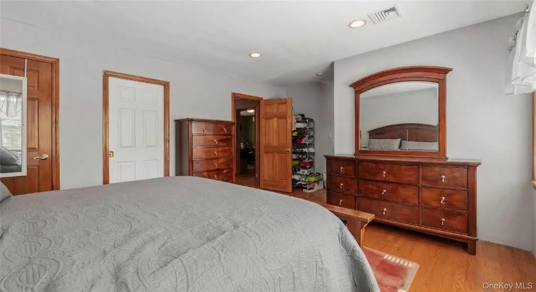4 Manitou Trail, Greenburgh, NY, 5 Bedrooms Bedrooms, 10 Rooms Rooms,2 BathroomsBathrooms,Residential,For Rent,Manitou,0,1024428 4 Manitou Trail, Greenburgh, NY, 5 Bedrooms Bedrooms, 10 Rooms Rooms,2 BathroomsBathrooms,Residential,For Rent,Manitou,0,1024428