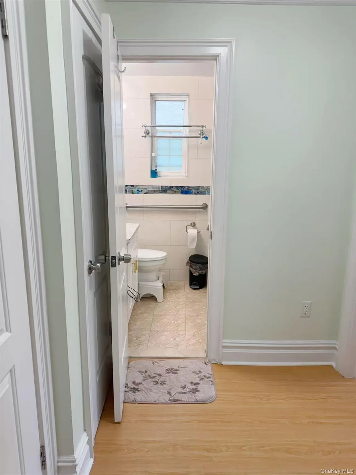 223-30 65th Avenue, New York, NY, 3 Bedrooms Bedrooms, 5 Rooms Rooms,1 BathroomBathrooms,Residential,For Rent,65th,0,1024429 223-30 65th Avenue, New York, NY, 3 Bedrooms Bedrooms, 5 Rooms Rooms,1 BathroomBathrooms,Residential,For Rent,65th,0,1024429