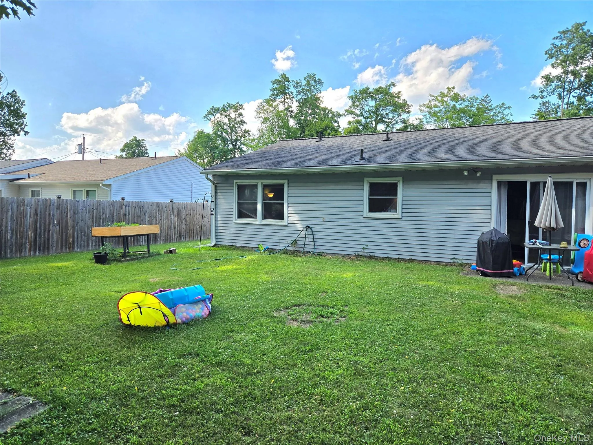 9 Creekview Court, Wappinger, NY, 2 Bedrooms Bedrooms, 4 Rooms Rooms,1 BathroomBathrooms,Residential,For Rent,Creekview,0,1024434 9 Creekview Court, Wappinger, NY, 2 Bedrooms Bedrooms, 4 Rooms Rooms,1 BathroomBathrooms,Residential,For Rent,Creekview,0,1024434