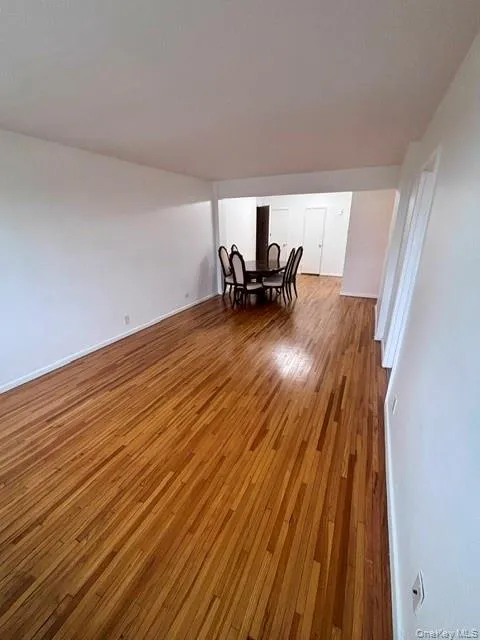 3363 Sedgwick Avenue, New York, NY, 2 Bedrooms Bedrooms, 4 Rooms Rooms,1 BathroomBathrooms,Residential Lease,For Rent,Sedgwick,0,1024437 3363 Sedgwick Avenue, New York, NY, 2 Bedrooms Bedrooms, 4 Rooms Rooms,1 BathroomBathrooms,Residential Lease,For Rent,Sedgwick,0,1024437
