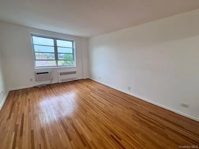 3363 Sedgwick Avenue, New York, NY, 2 Bedrooms Bedrooms, 4 Rooms Rooms,1 BathroomBathrooms,Residential Lease,For Rent,Sedgwick,0,1024437 3363 Sedgwick Avenue, New York, NY, 2 Bedrooms Bedrooms, 4 Rooms Rooms,1 BathroomBathrooms,Residential Lease,For Rent,Sedgwick,0,1024437