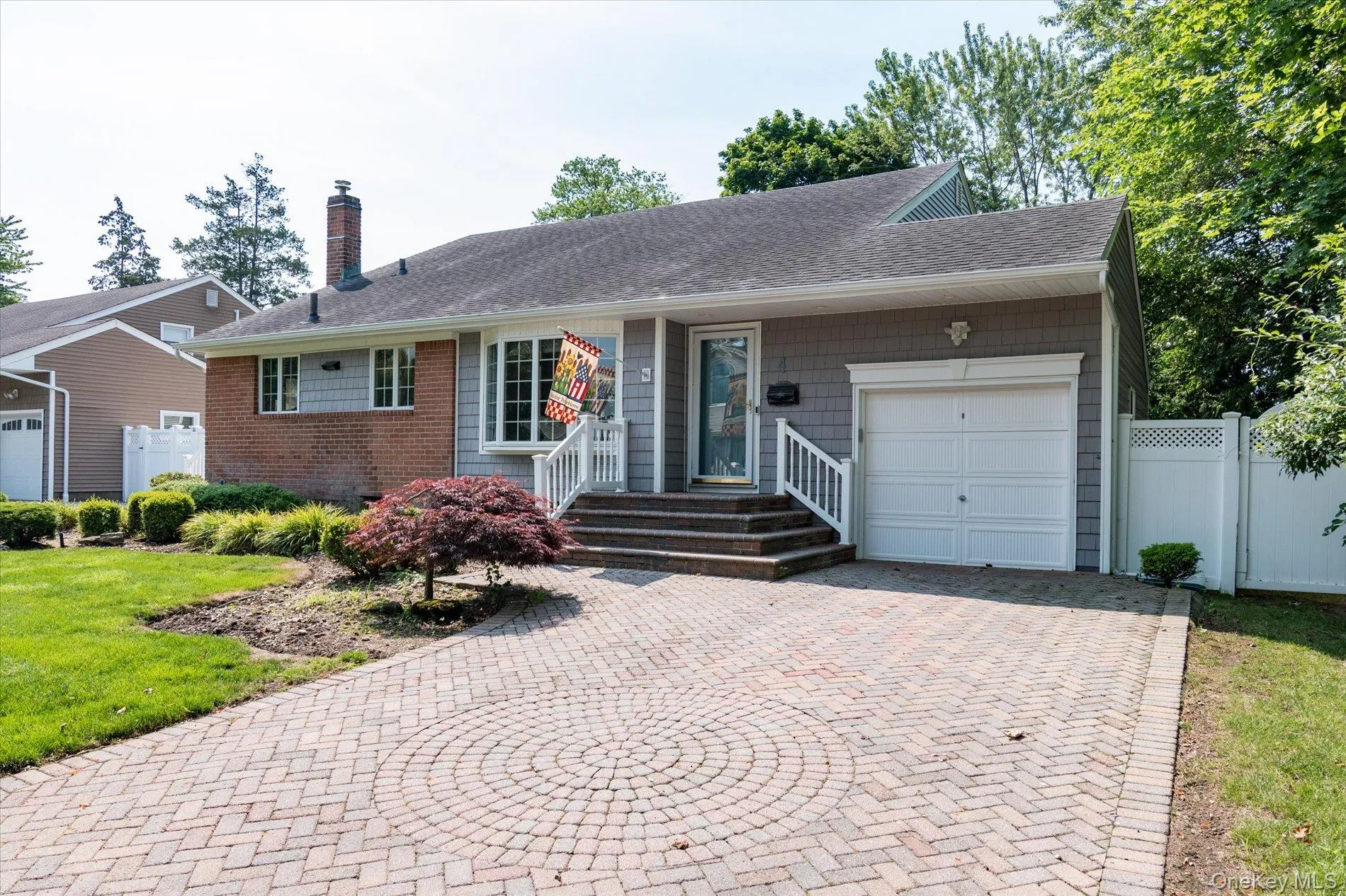 4 Jerold Street, Oyster Bay, NY, 3 Bedrooms Bedrooms, 8 Rooms Rooms,2 BathroomsBathrooms,Residential,For Rent,Jerold,0,1024441 4 Jerold Street, Oyster Bay, NY, 3 Bedrooms Bedrooms, 8 Rooms Rooms,2 BathroomsBathrooms,Residential,For Rent,Jerold,0,1024441