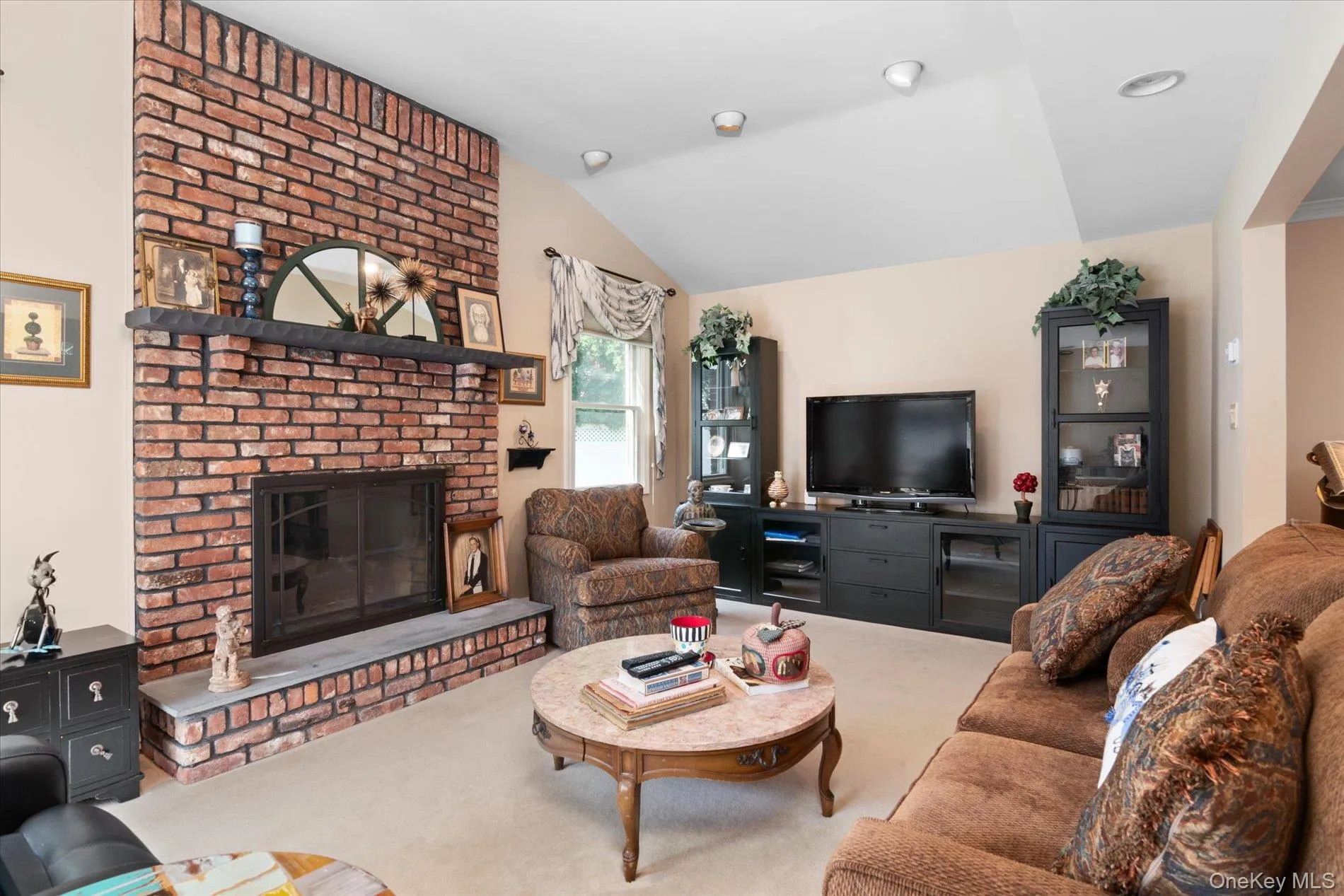 4 Jerold Street, Oyster Bay, NY, 3 Bedrooms Bedrooms, 8 Rooms Rooms,2 BathroomsBathrooms,Residential,For Rent,Jerold,0,1024441 4 Jerold Street, Oyster Bay, NY, 3 Bedrooms Bedrooms, 8 Rooms Rooms,2 BathroomsBathrooms,Residential,For Rent,Jerold,0,1024441